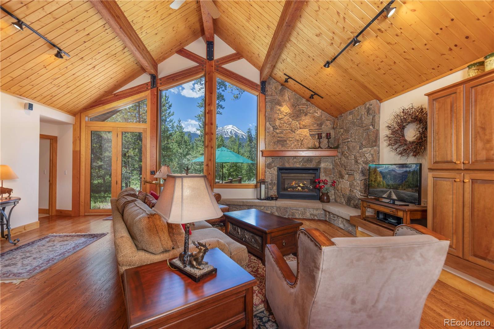 1755 Red Hawk Rd, Silverthorne, CO 80498