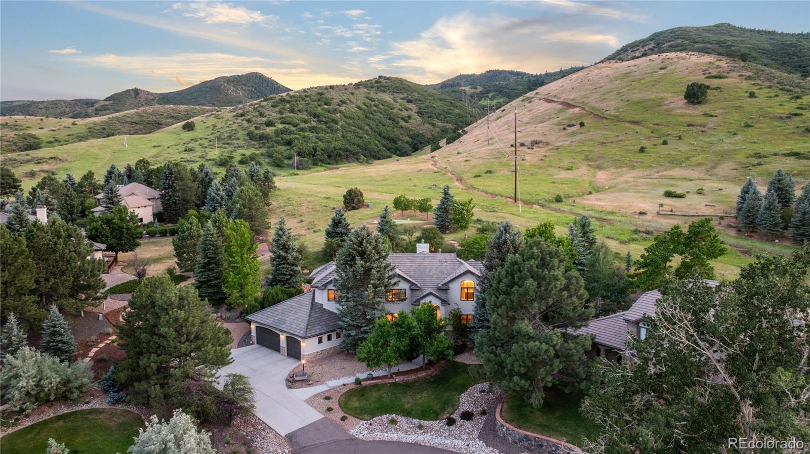 16 Catamount Ln, Littleton, CO 80127
