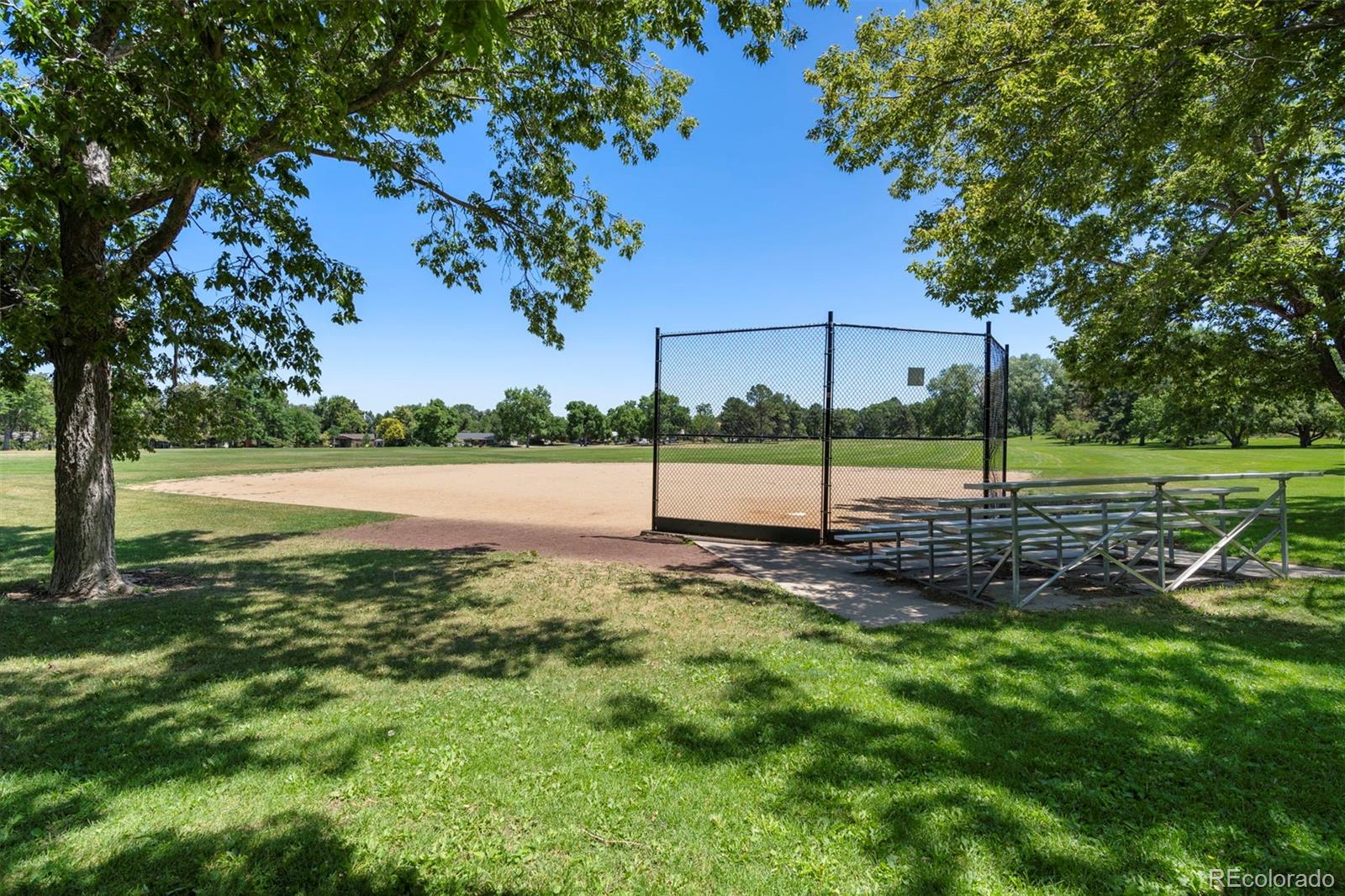 3225 S Clermont St, Denver, CO 80222