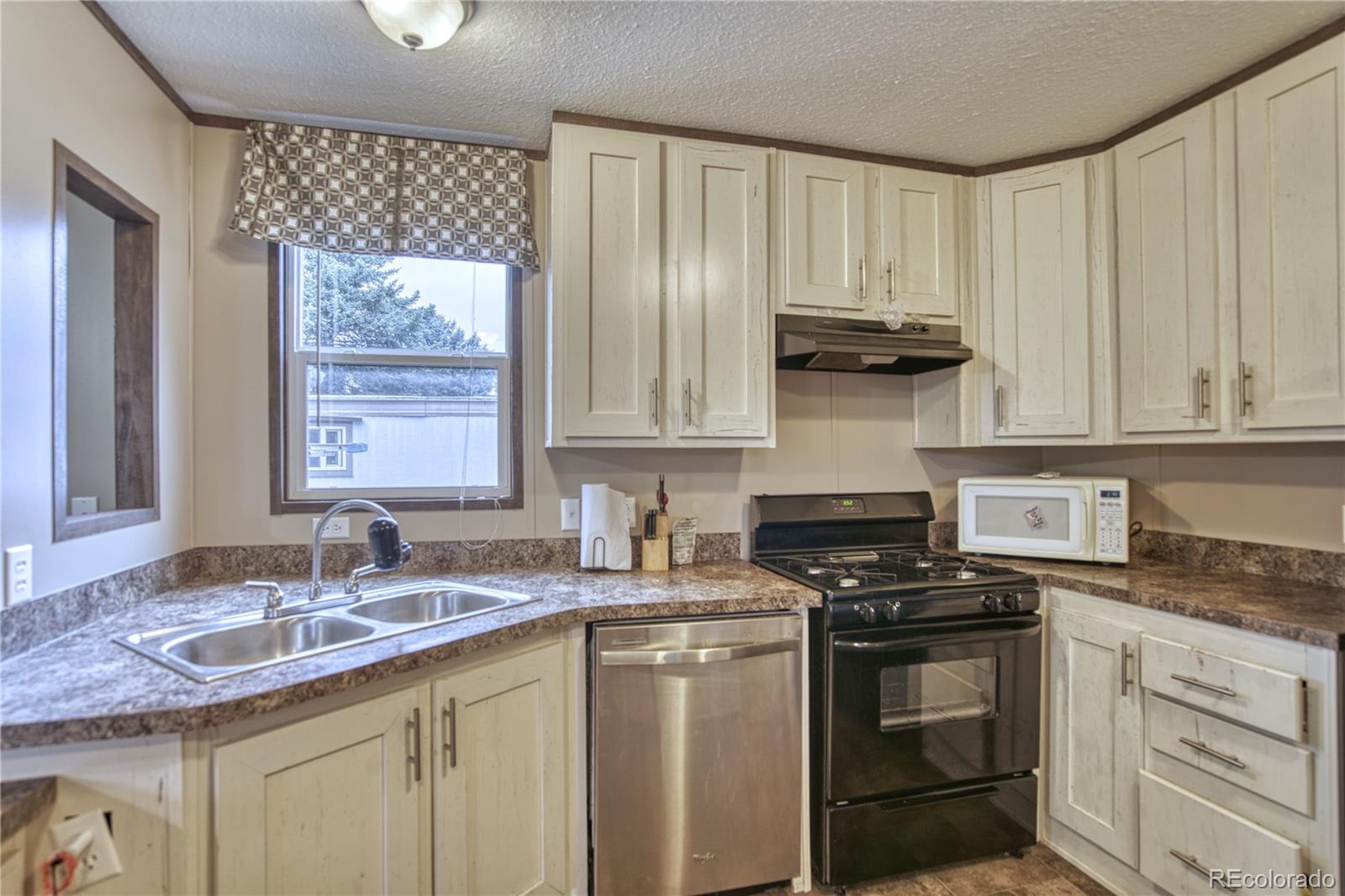 230 N 2nd St Lot 9, Berthoud, CO 80513