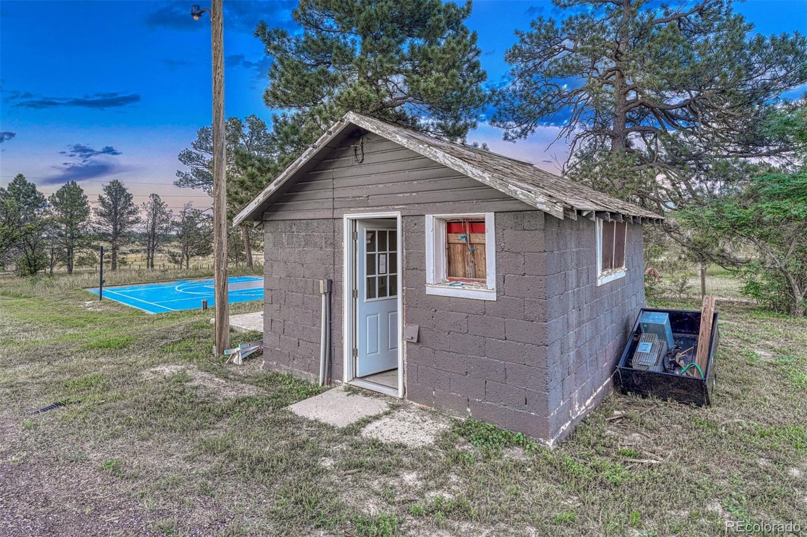 37910 Winook Cir, Elizabeth, CO 80107