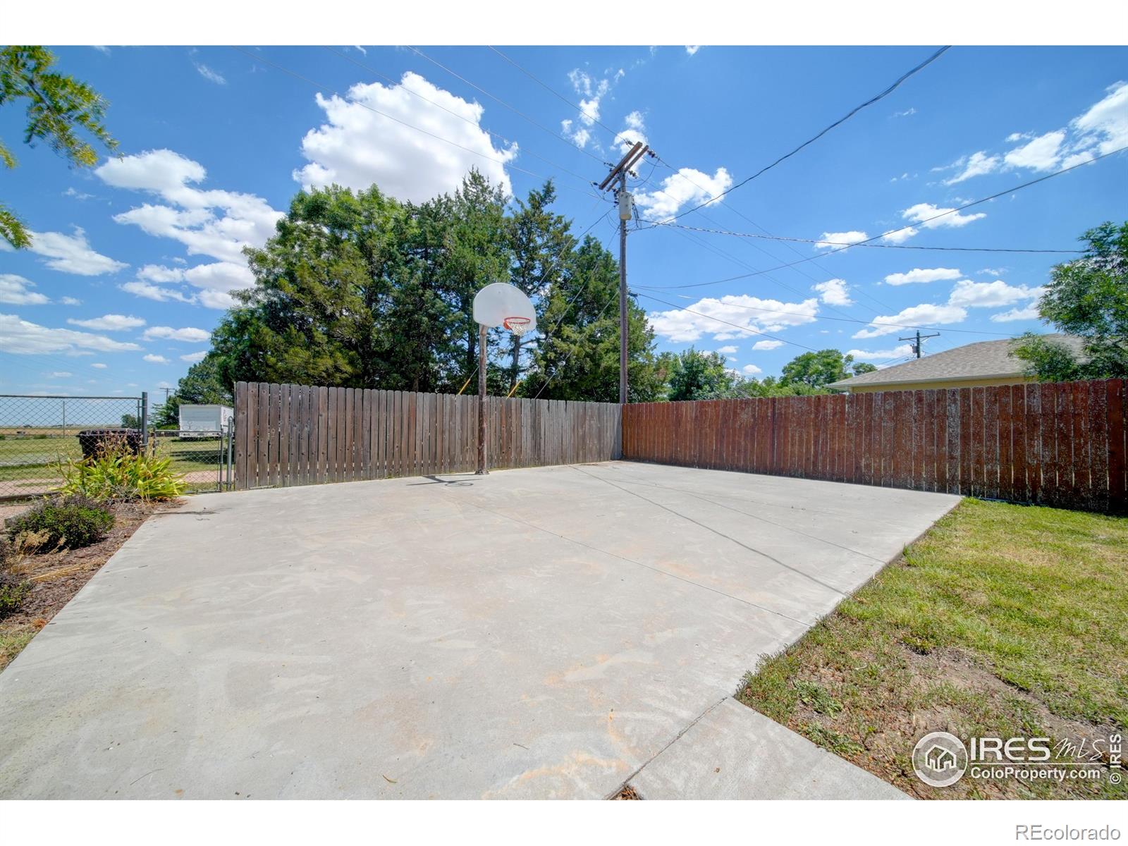 762 Date Ave, Akron, CO 80720