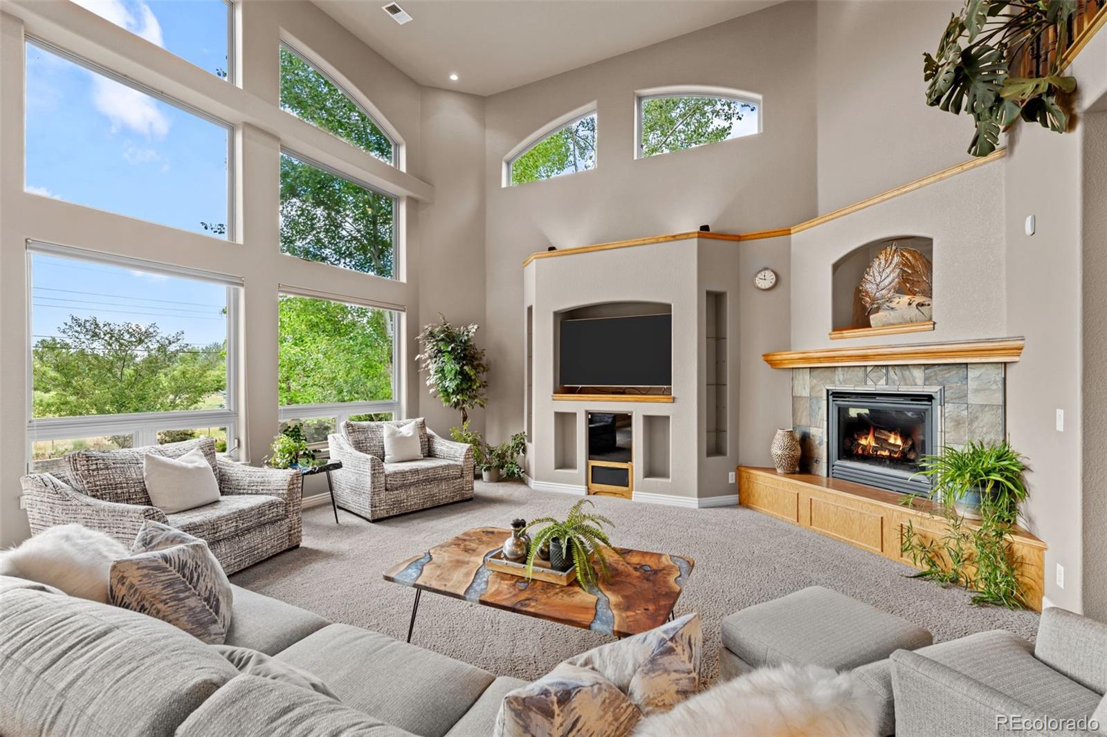 6057 S Lakeview St, Littleton, CO 80120