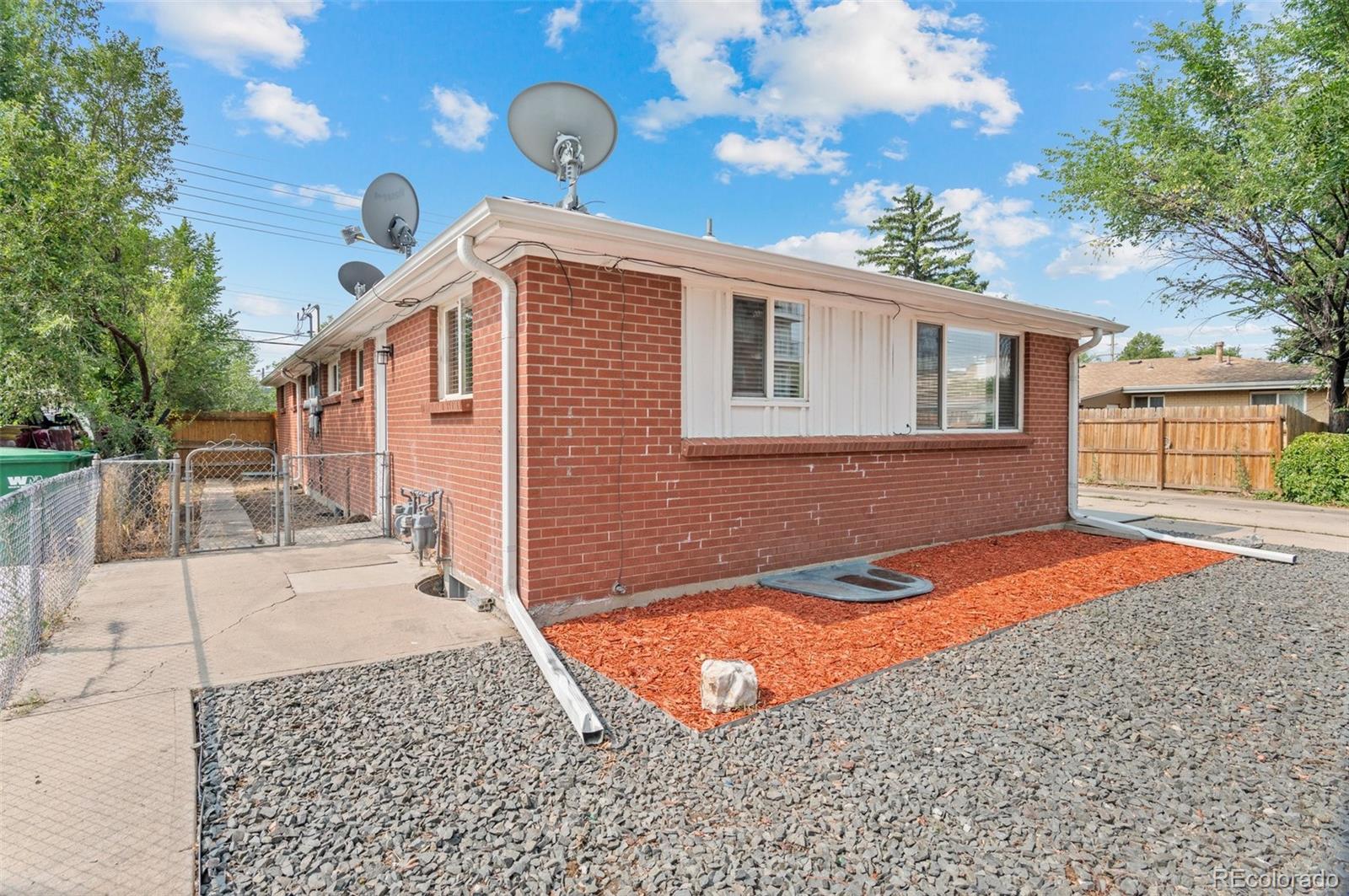 13622 E 13th Pl, Aurora, CO 80011