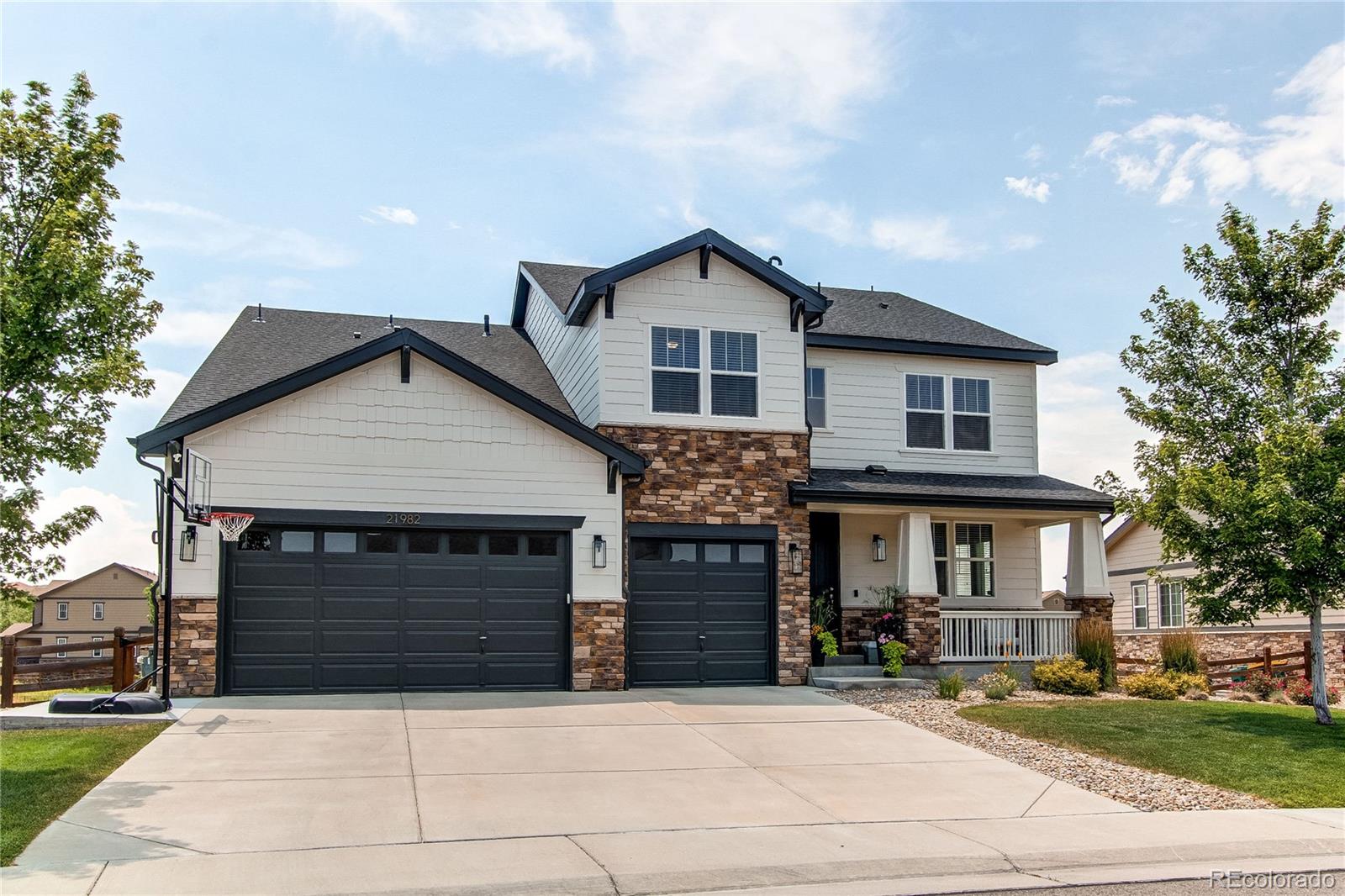 21982 E Layton Dr, Aurora, CO 80015