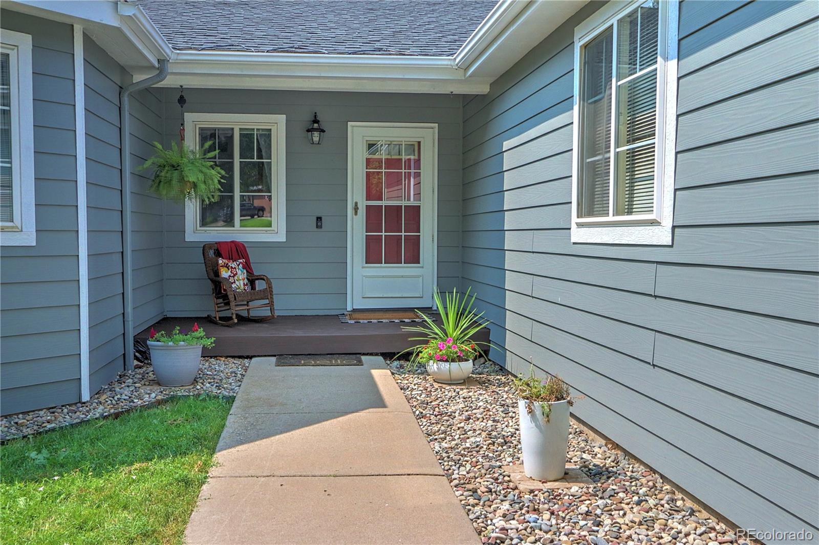 540 Honeysuckle Dr, New Castle, CO 81647