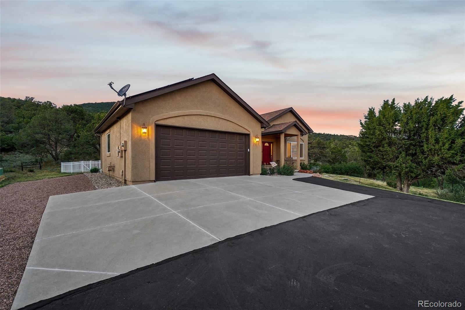 16140 Cala Rojo Dr, Colorado Springs, CO 80926