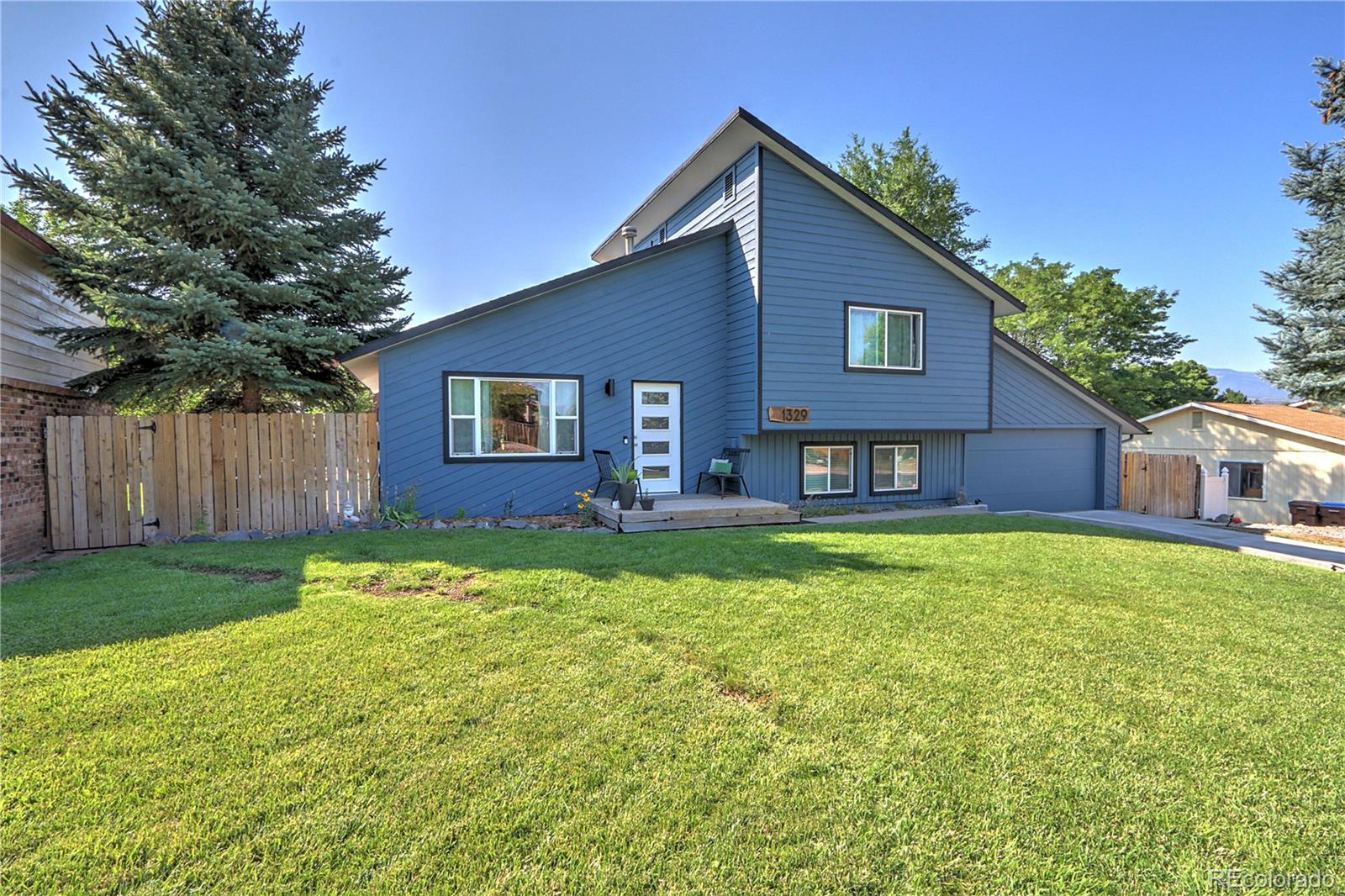 1329 E 8th St, Rifle, CO 81650