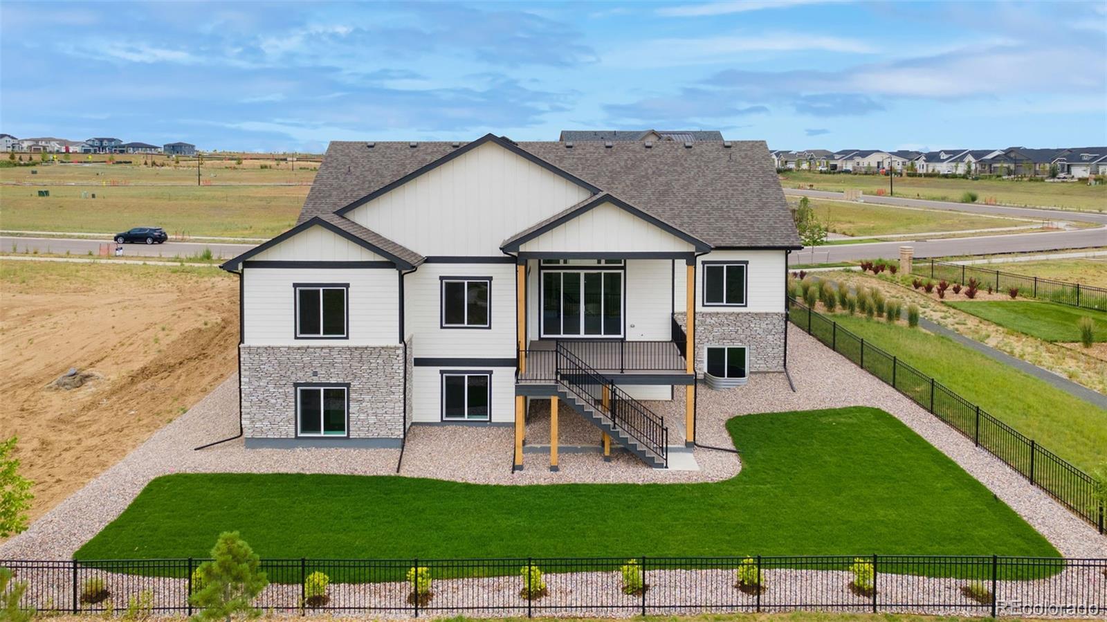 24113 E 36th Pl, Aurora, CO 80019