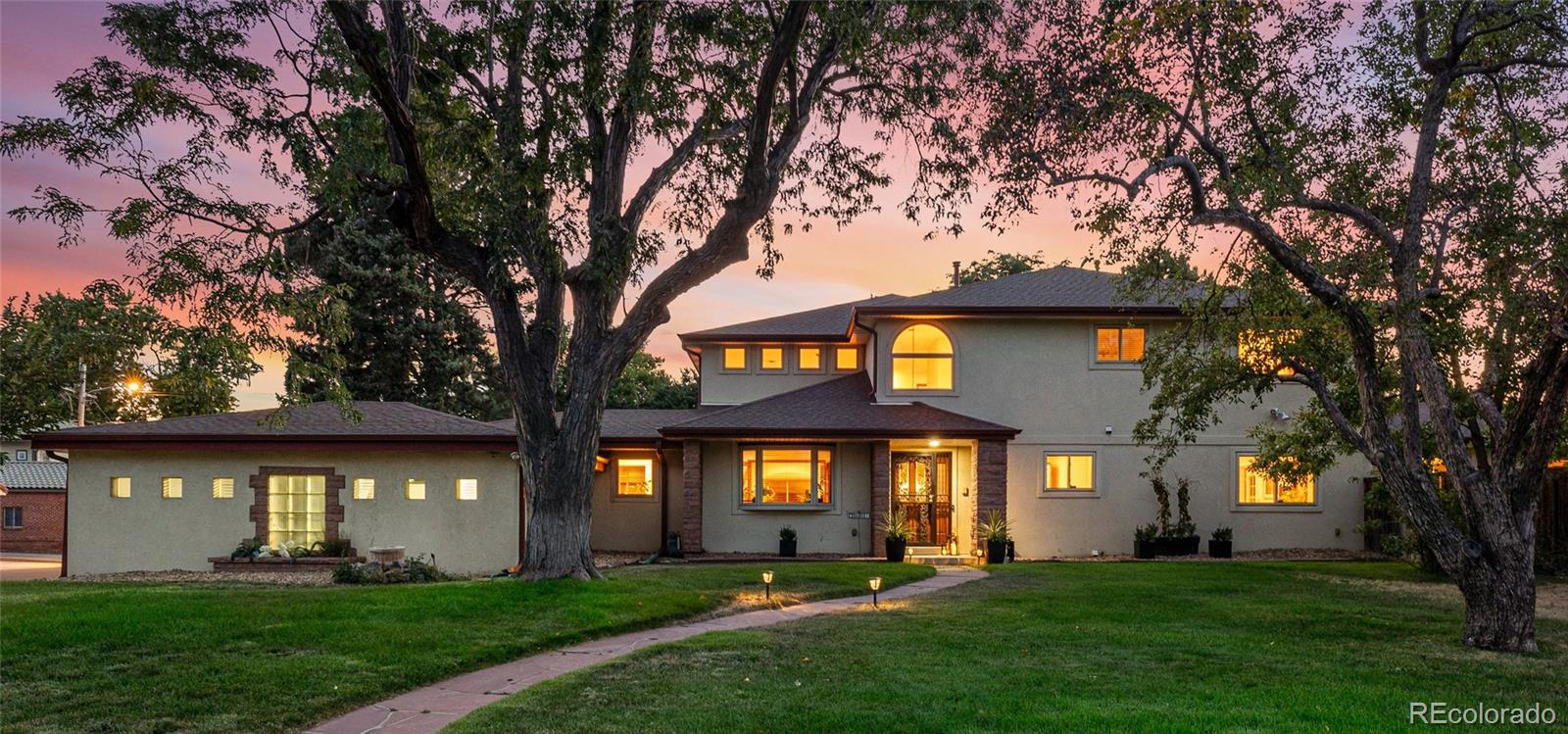 2801 N Monaco Pw, Denver, CO 80207