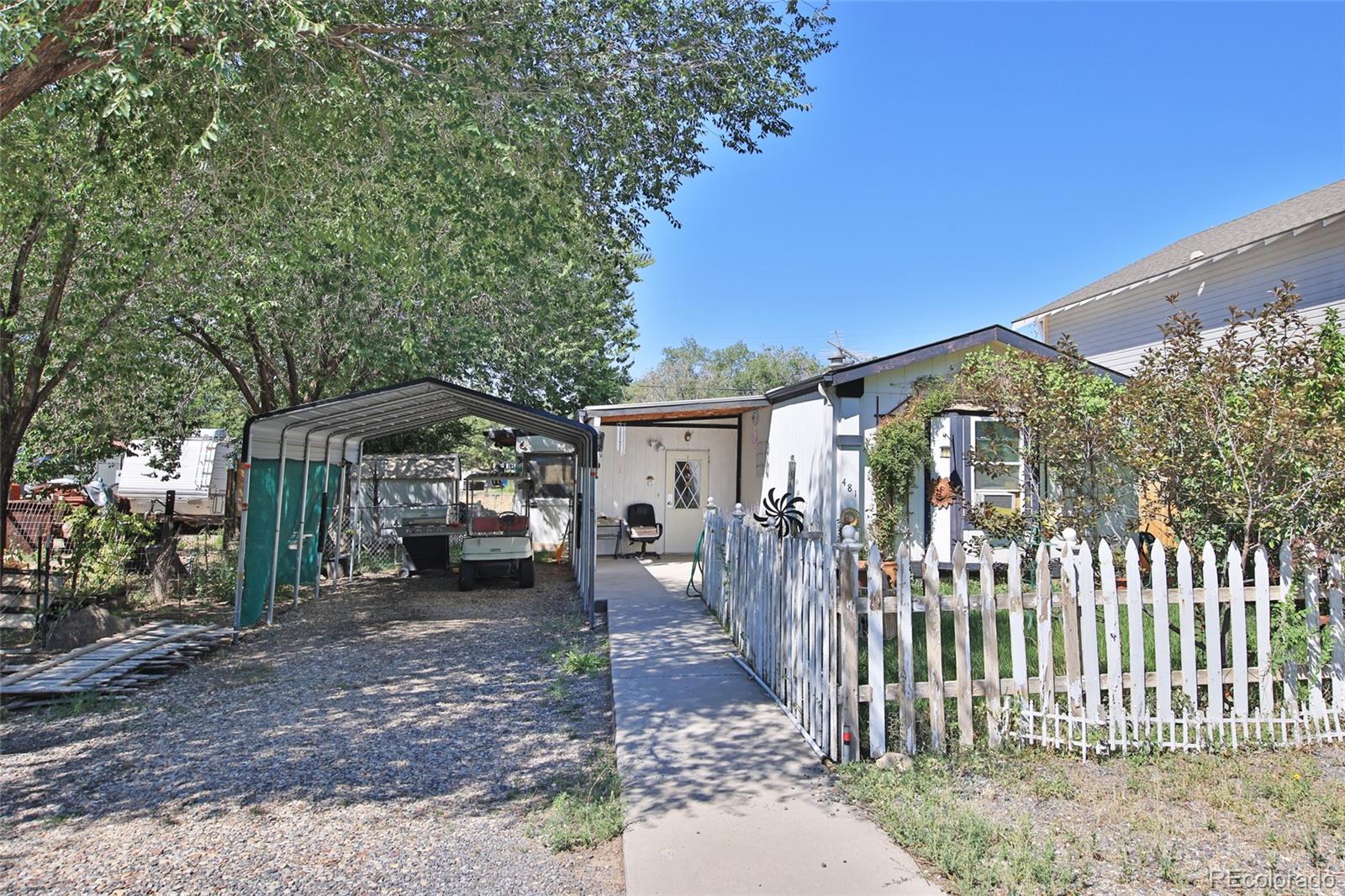 481 Denver Ave, De Beque, CO 81630