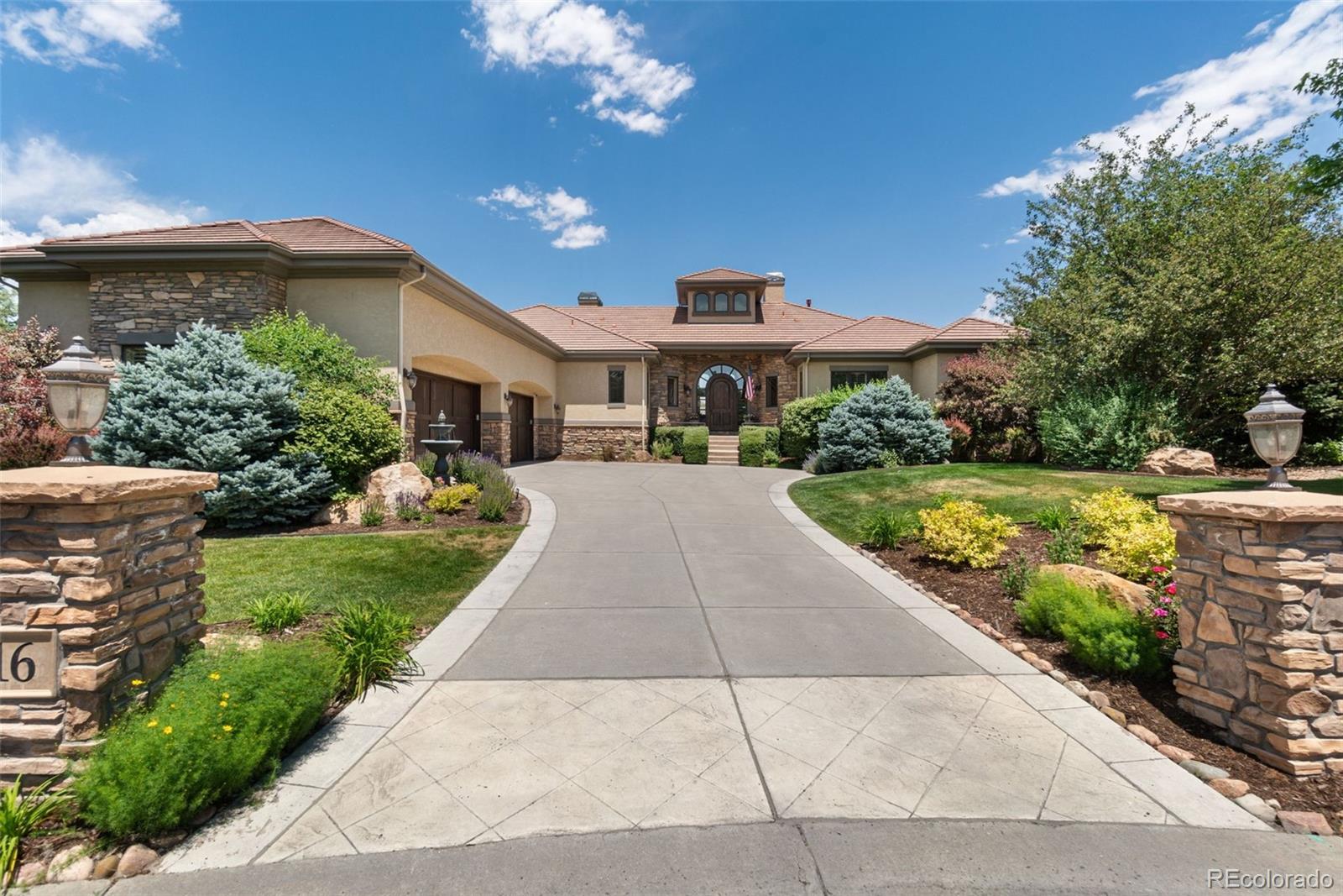 16 Brookhaven Trl, Littleton, CO 80123