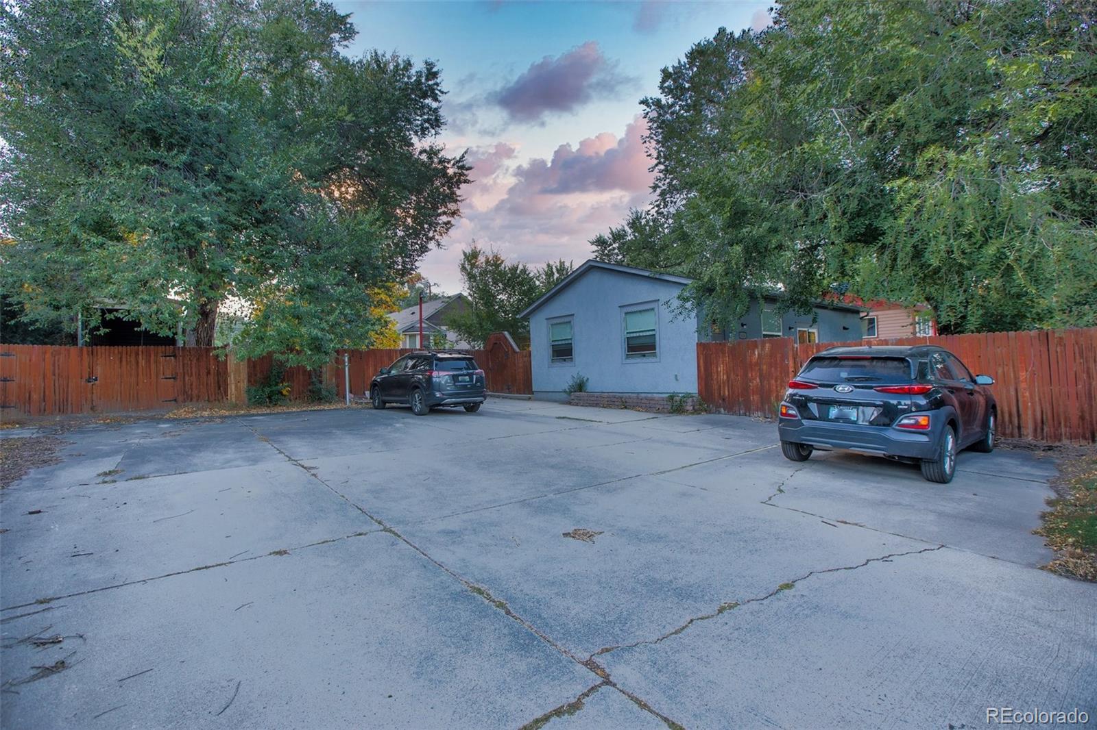 1617 N Chestnut St, Colorado Springs, CO 80907