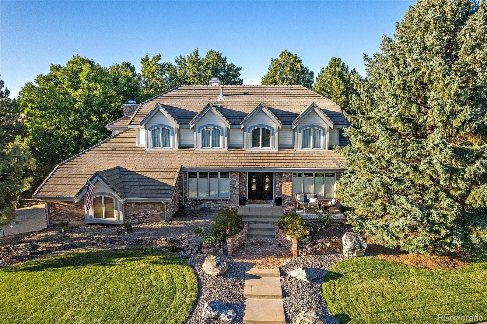 2170 S Parfet Dr, Lakewood, CO 80227