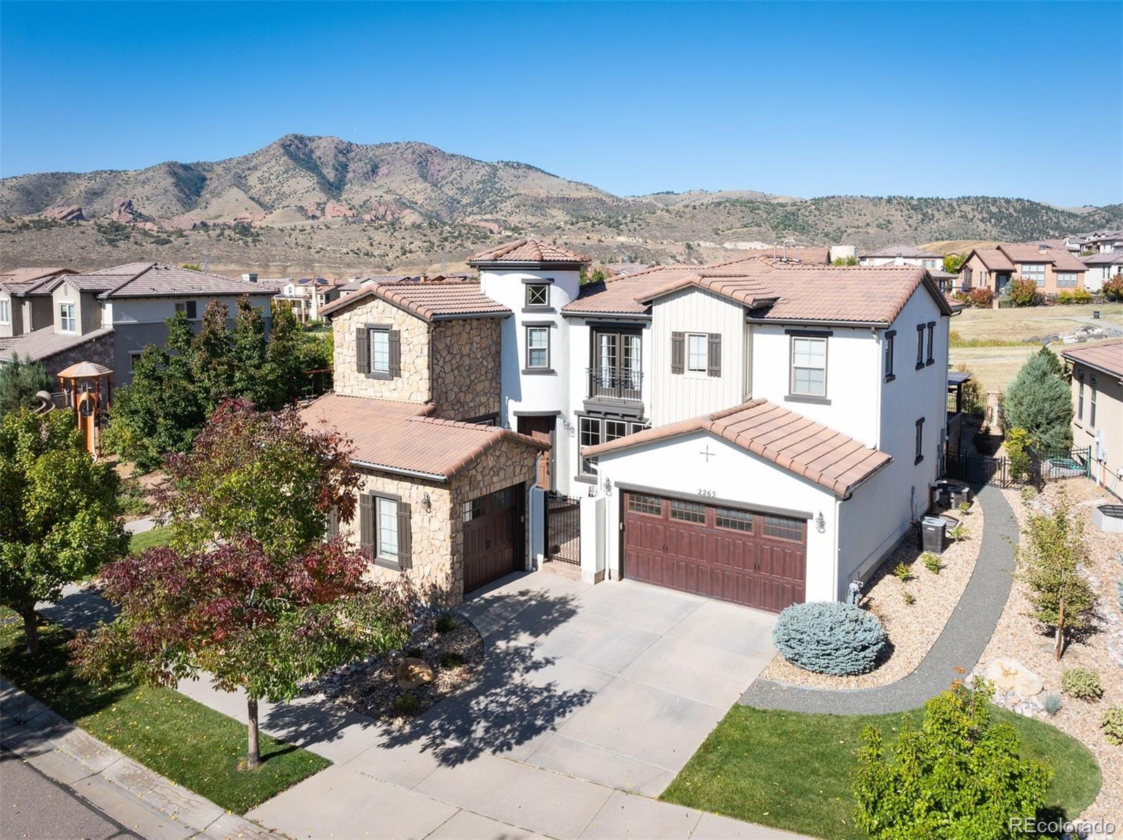 2265 S Lupine St, Lakewood, CO 80228
