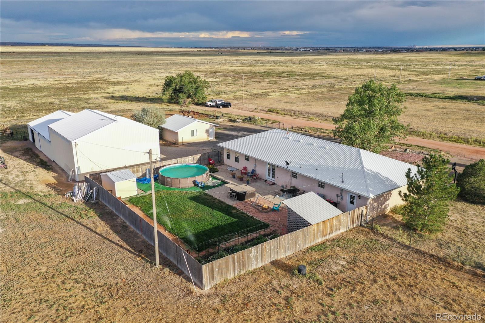 1211 E Dove Creek Dr, Pueblo, CO 81007