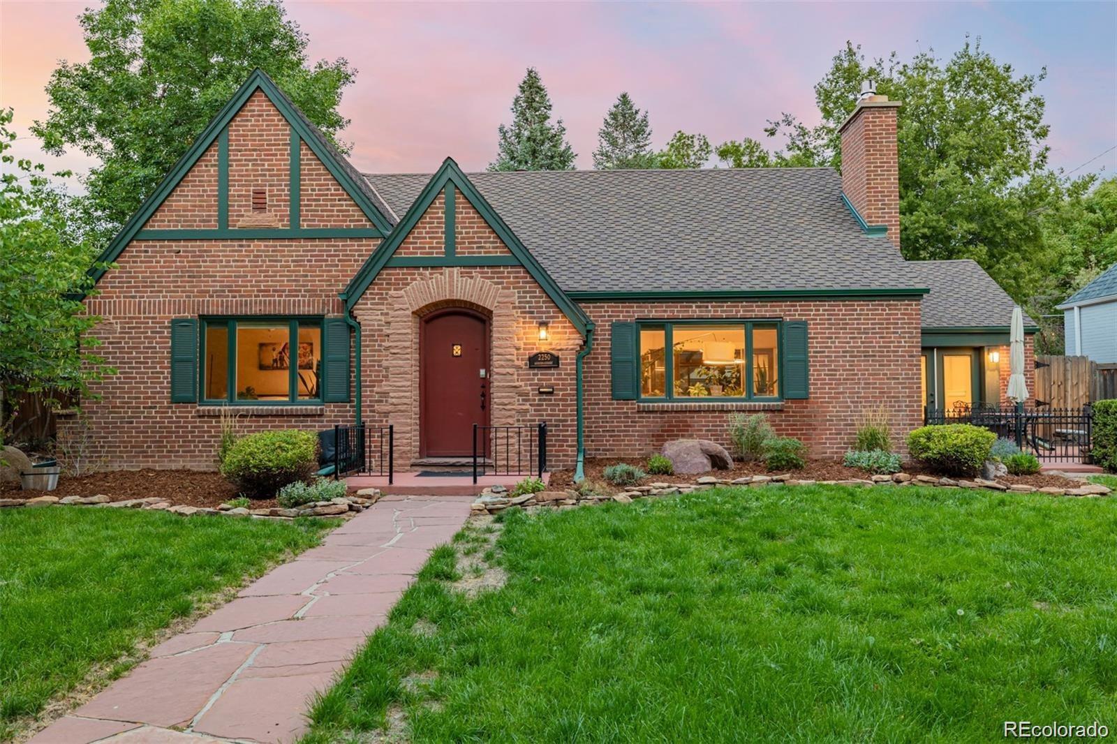 2250 Leyden St, Denver, CO 80207