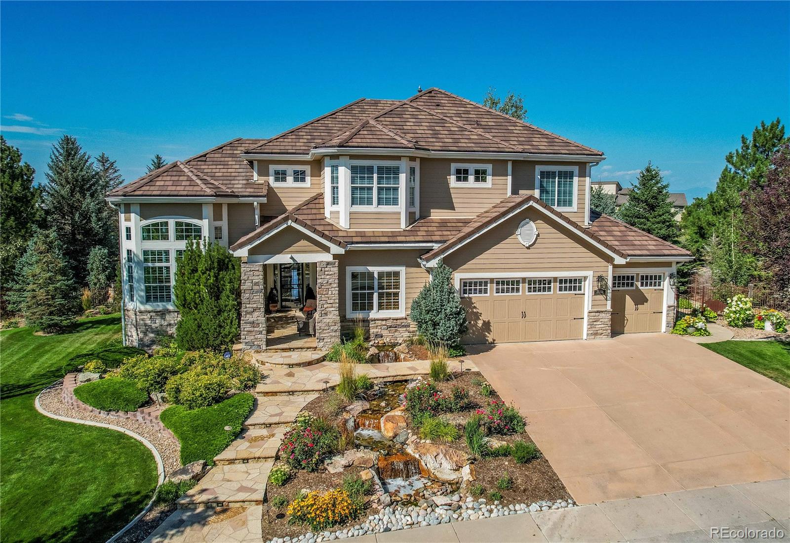 21931 E Ridge Trail Cir, Aurora, CO 80016