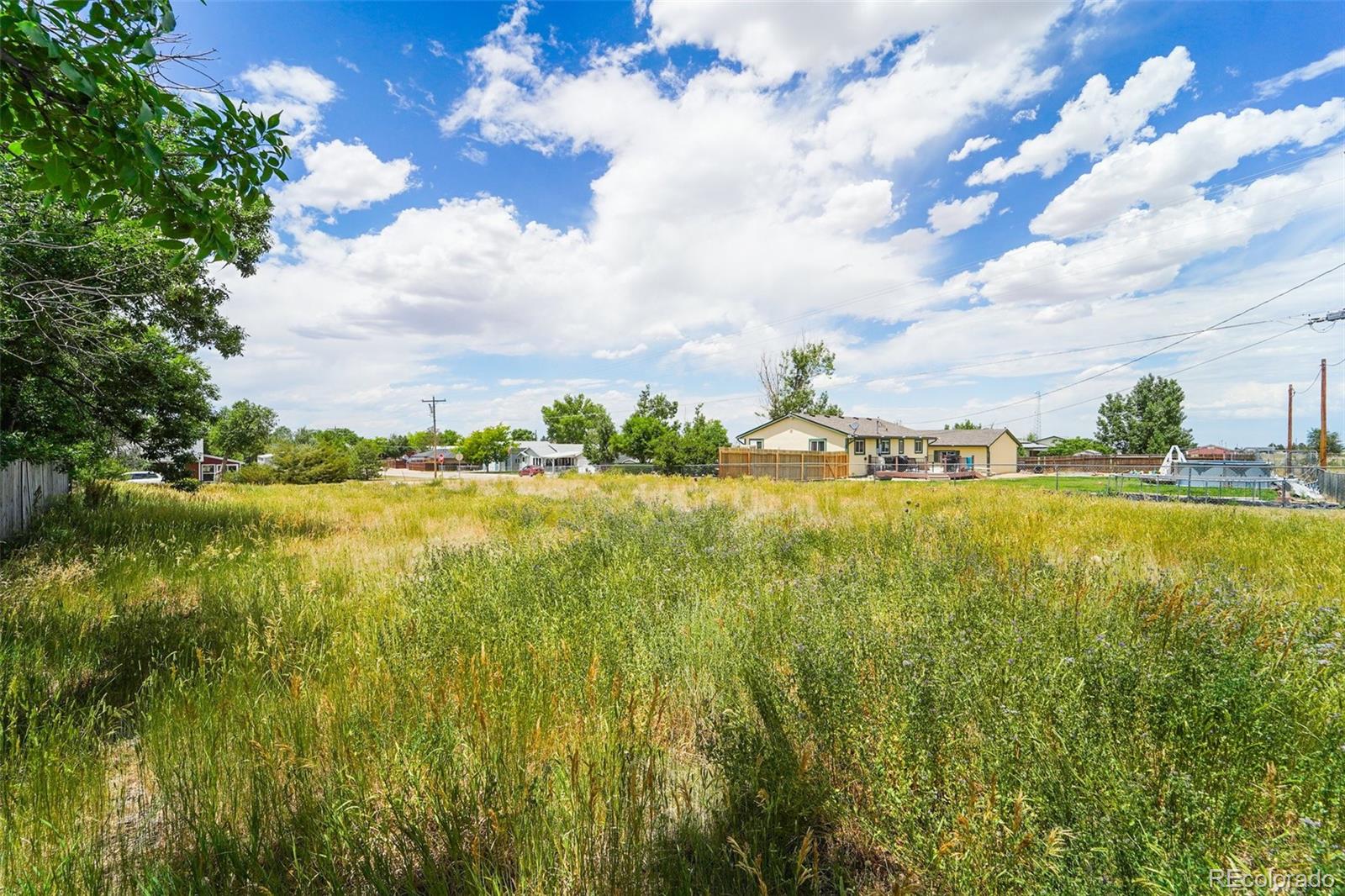 N 5th St, Bennett, CO 80102