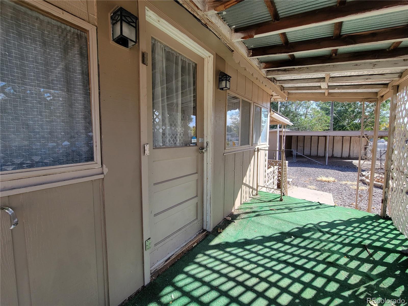 535 Willow Dr, Lochbuie, CO 80603
