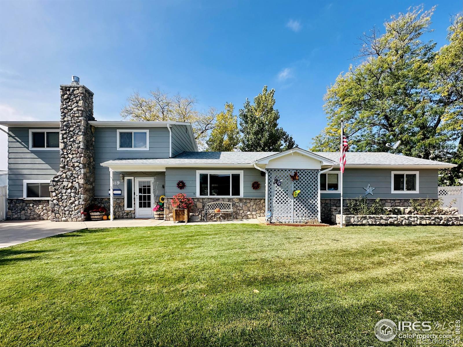 319 5th St, Kersey, CO 80644