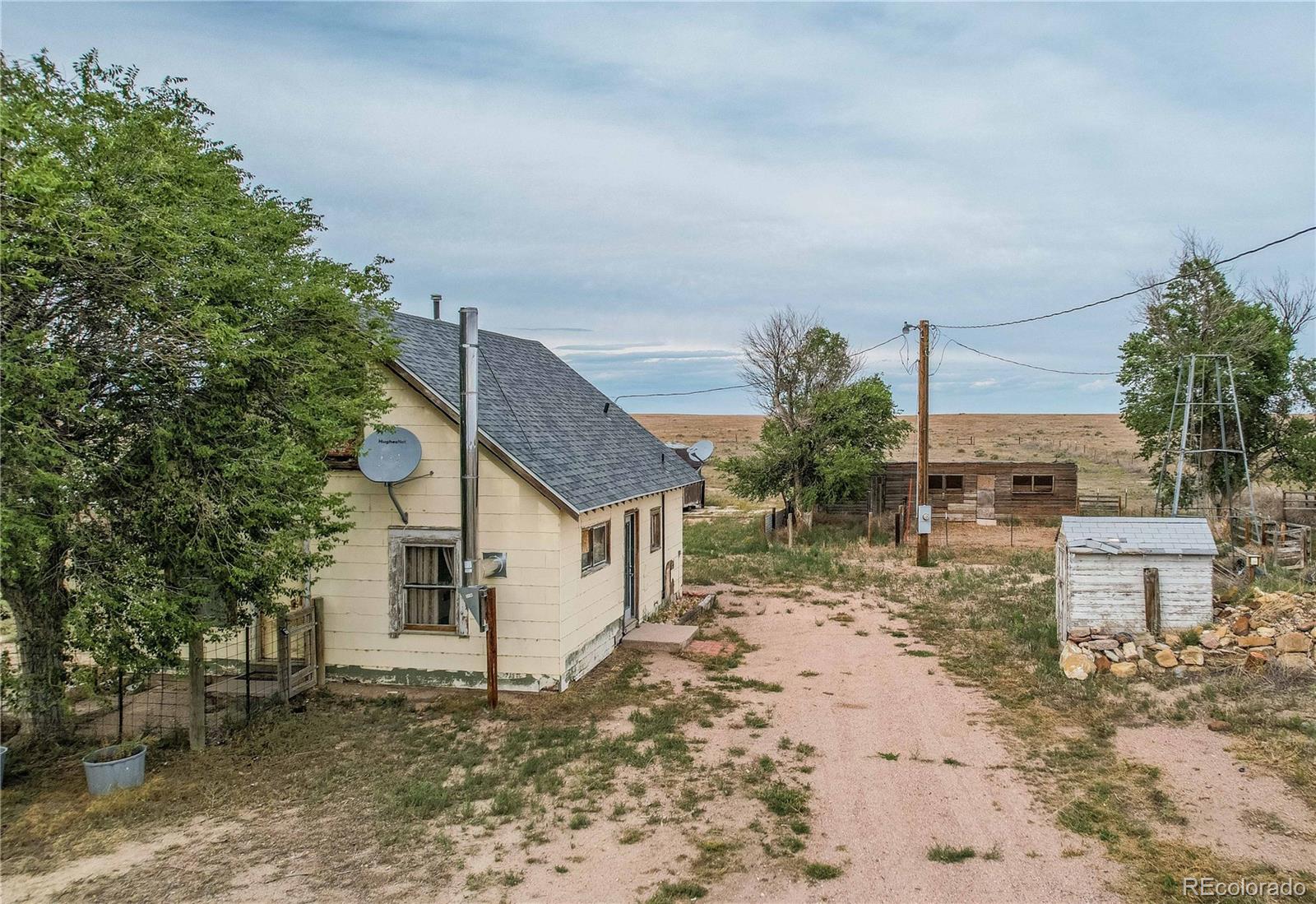33409 Highway 14, Briggsdale, CO 80611