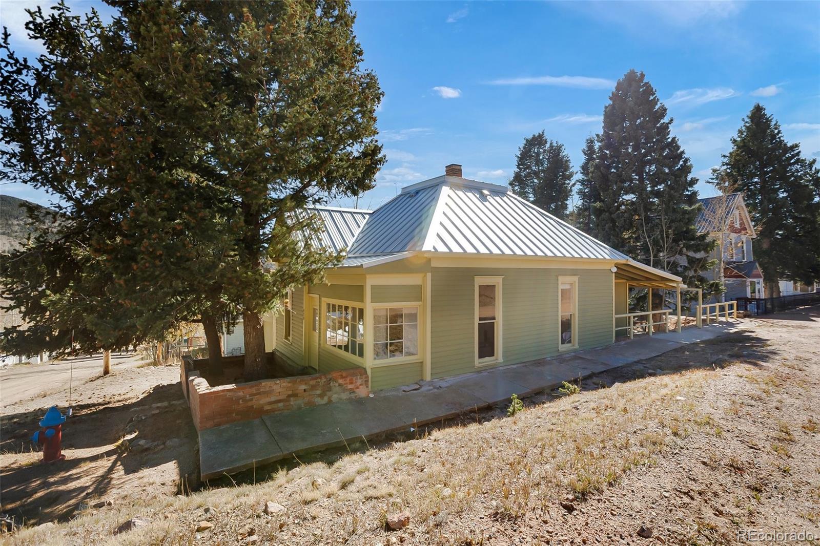 418 Spicer Ave, Victor, CO 80860