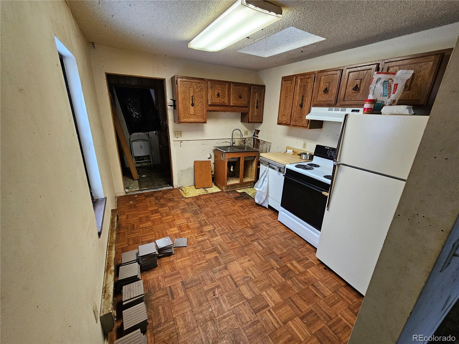 812 Alexander Rd, Colorado Springs, CO 80909
