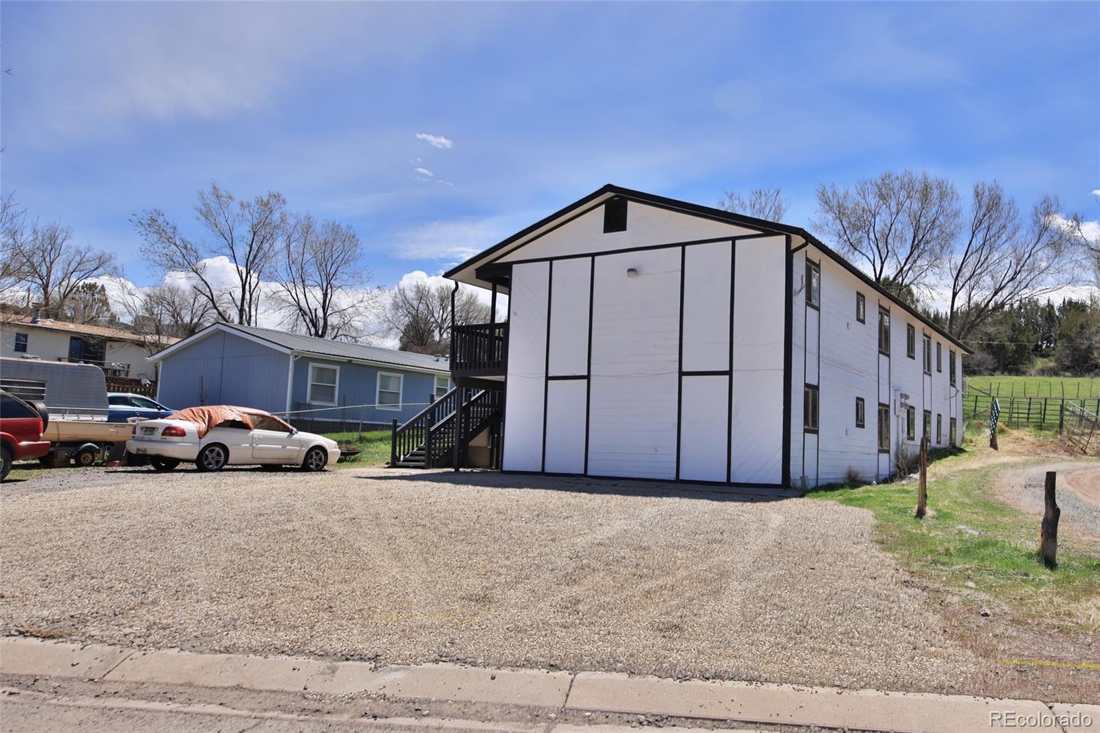 528 Oakbrush Cir, Collbran, CO 81624