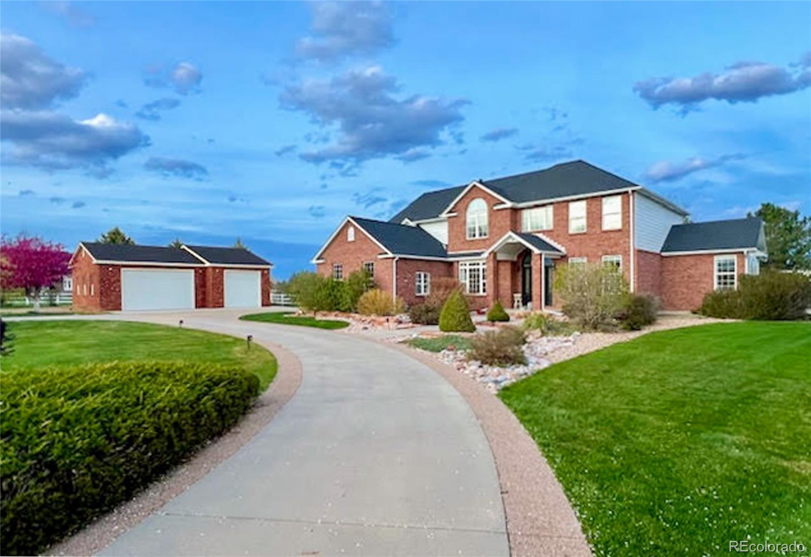 221 Mulligan Lake Dr, Mead, CO 80542