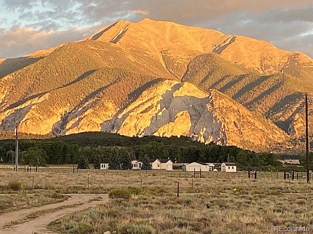 20155 Hideout Ln, Nathrop, CO 81236