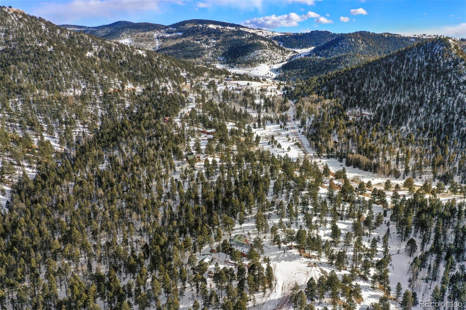 527 Wabash Ter, Cripple Creek, CO 80813