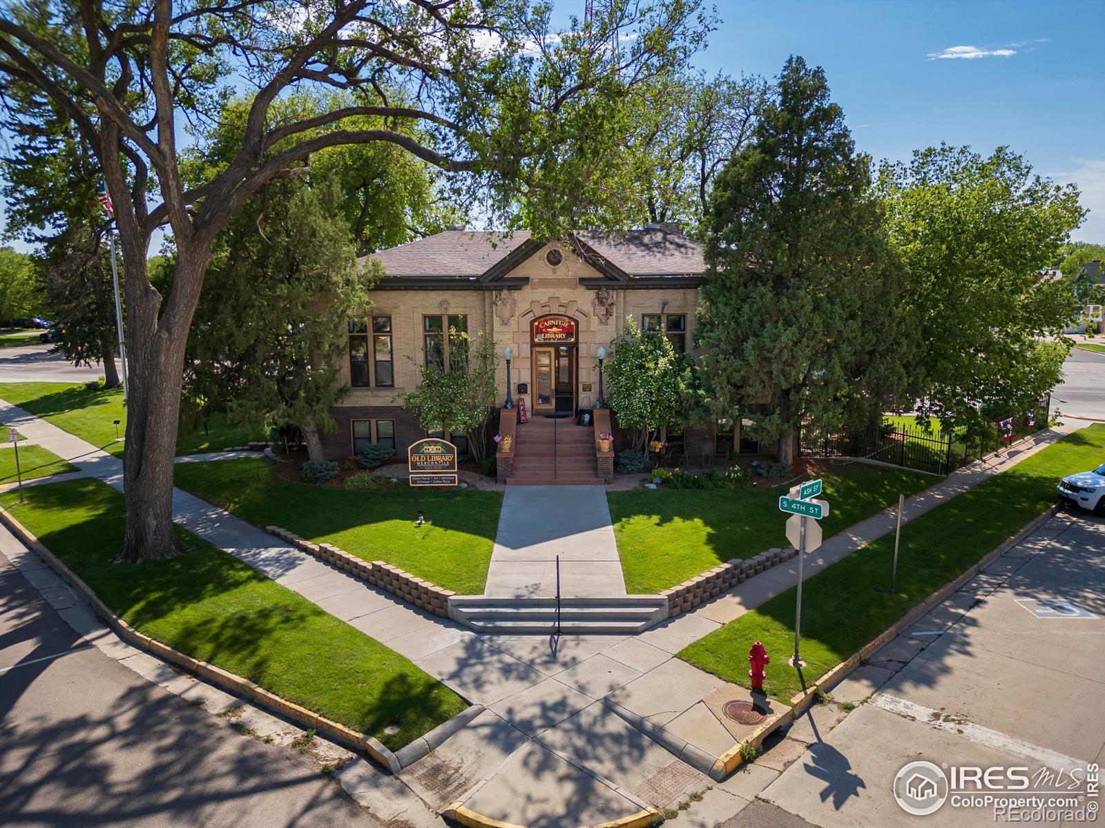 210 S 4th St, Sterling, CO 80751