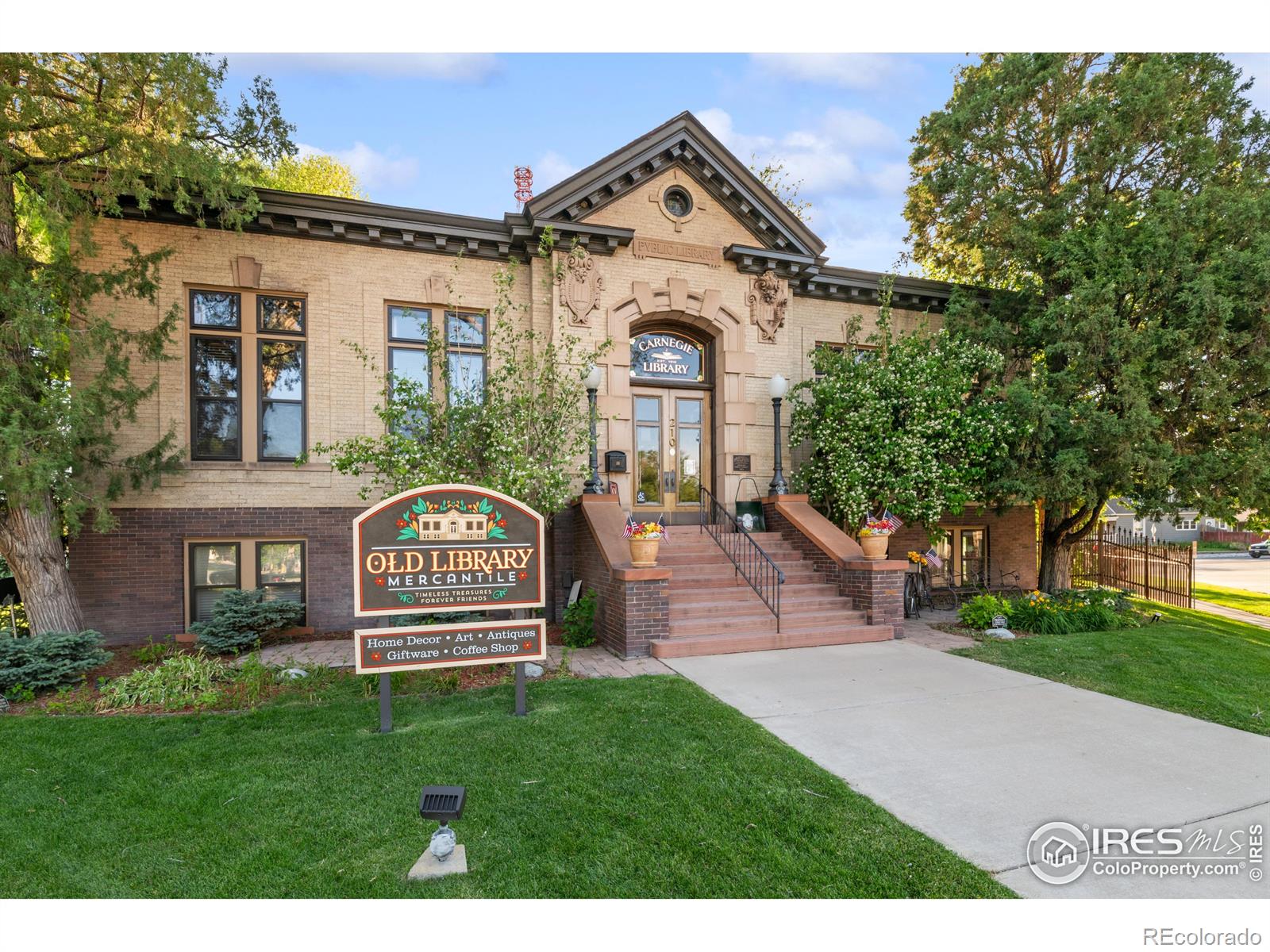 210 S 4th St, Sterling, CO 80751