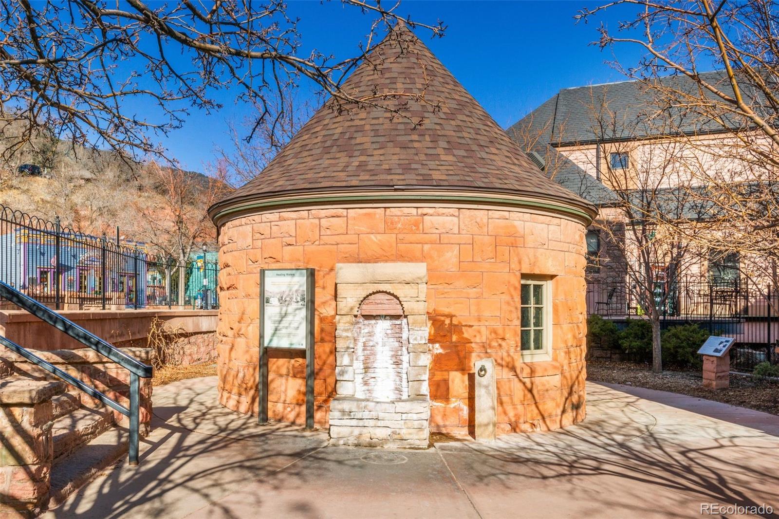 108 Capitol Hill Ave, Manitou Springs, CO 80829