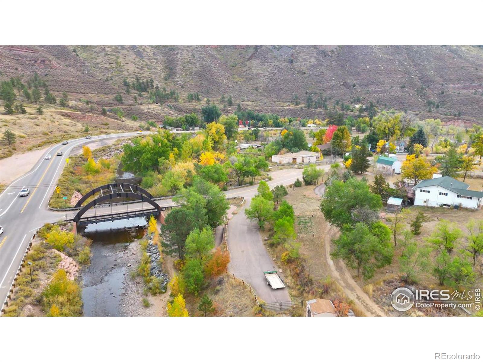2186 Apple Valley Rd, Lyons, CO 80540