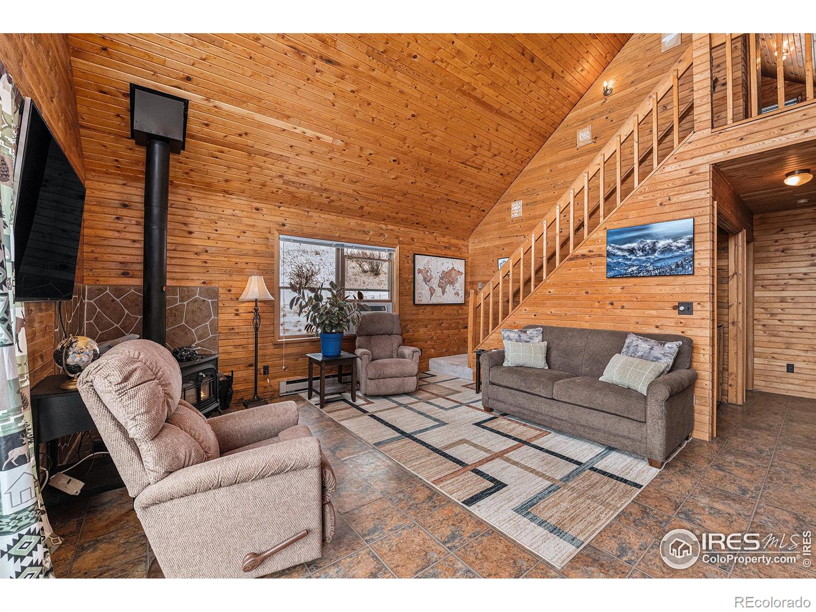 43 Gladeview Ct, Glen Haven, CO 80532