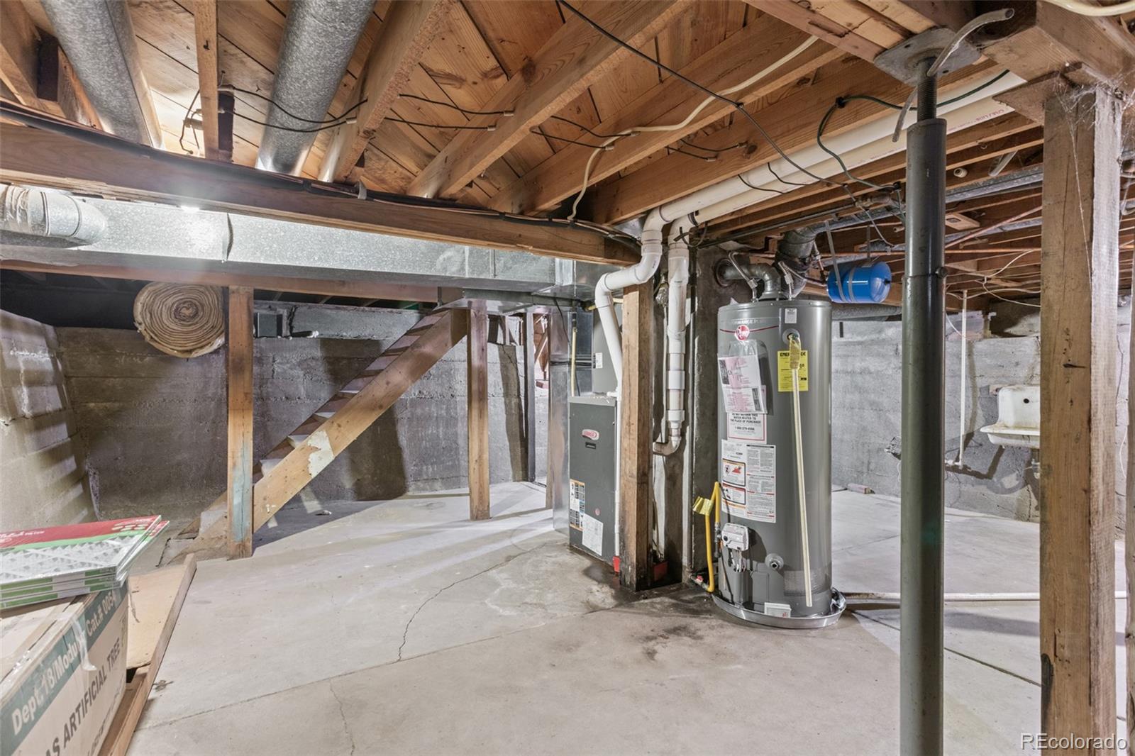 48 Elm St, Arriba, CO 80804