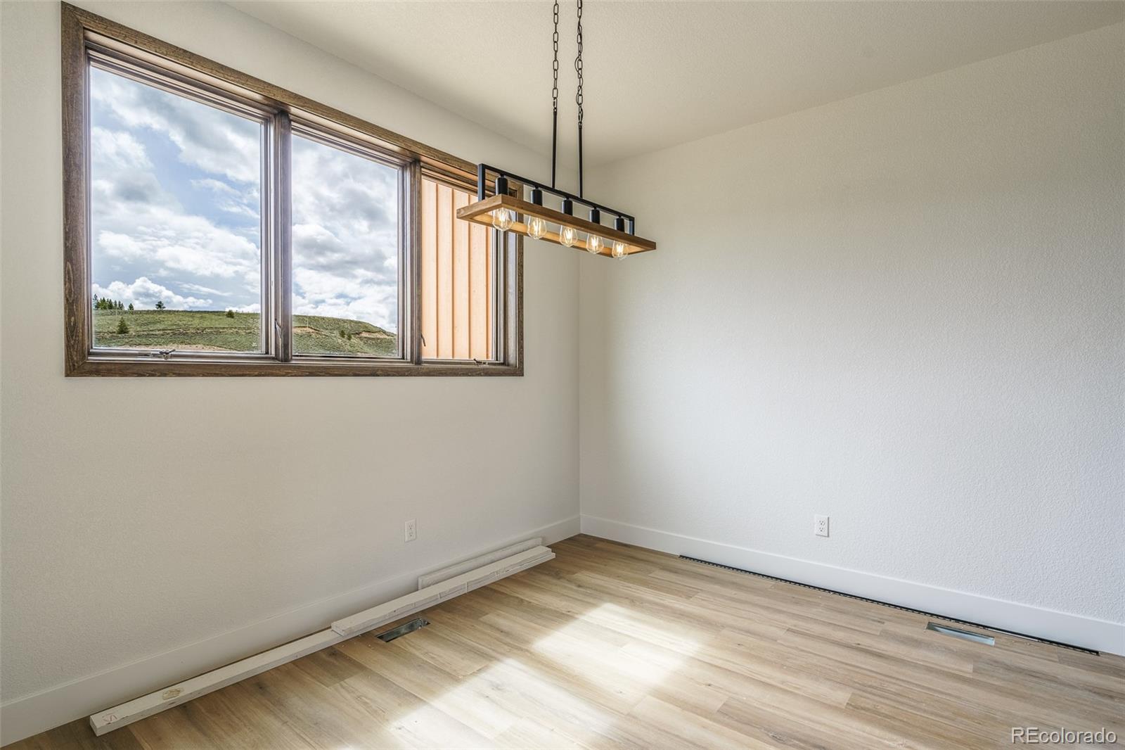 602 Paintbrush Ter, Tabernash, CO 80478