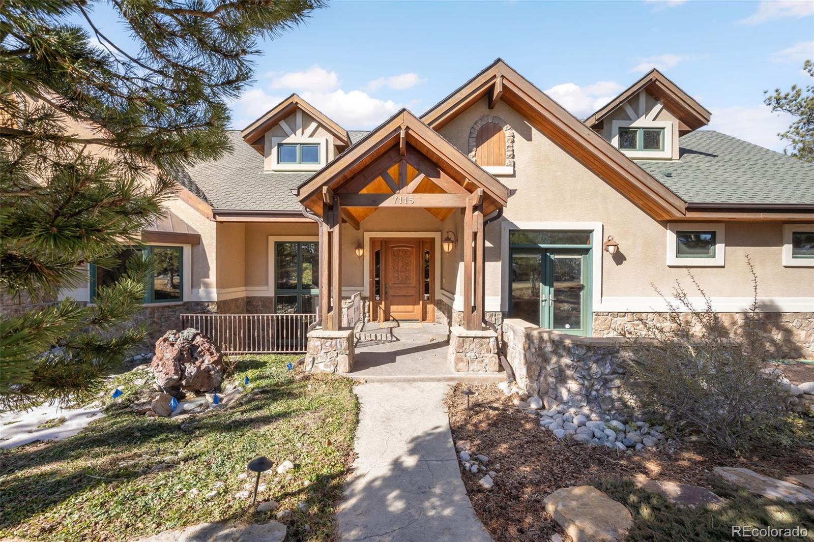 7115 Parkwood Ln, Castle Pines, CO 80108