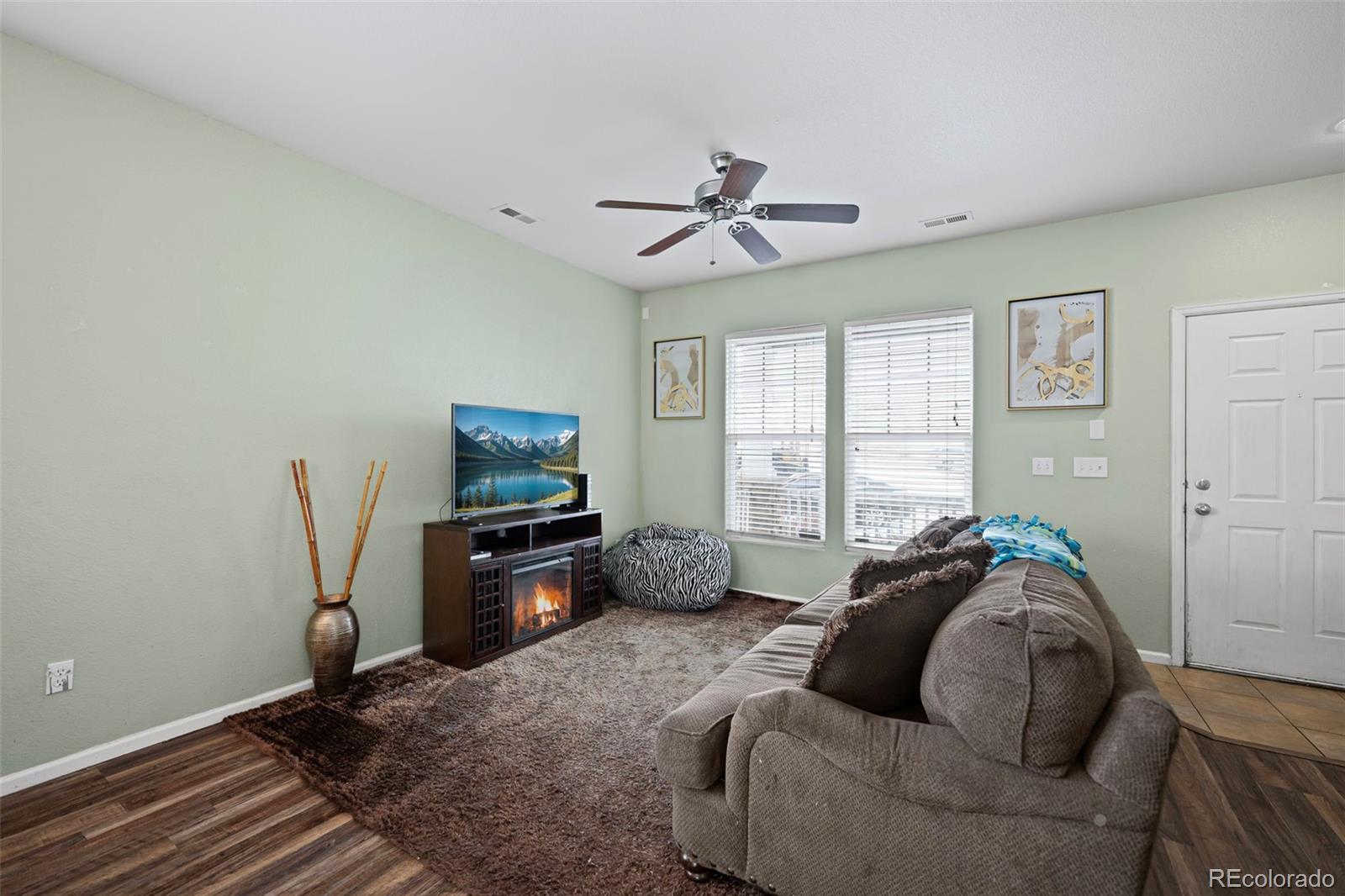 2563 Shannara Grv, Colorado Springs, CO 80951