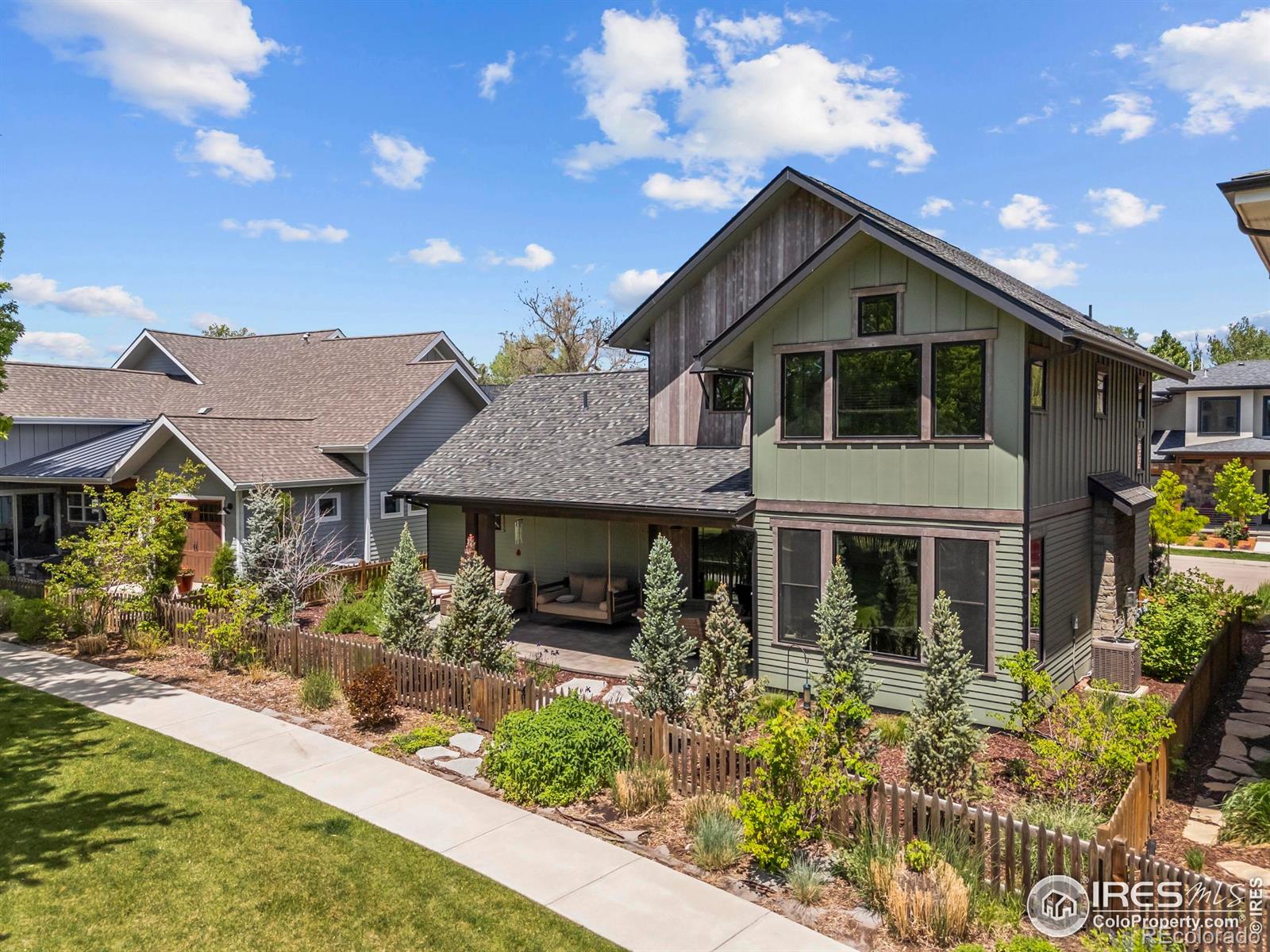 745 Harts Gardens Ln, Fort Collins, CO 80521