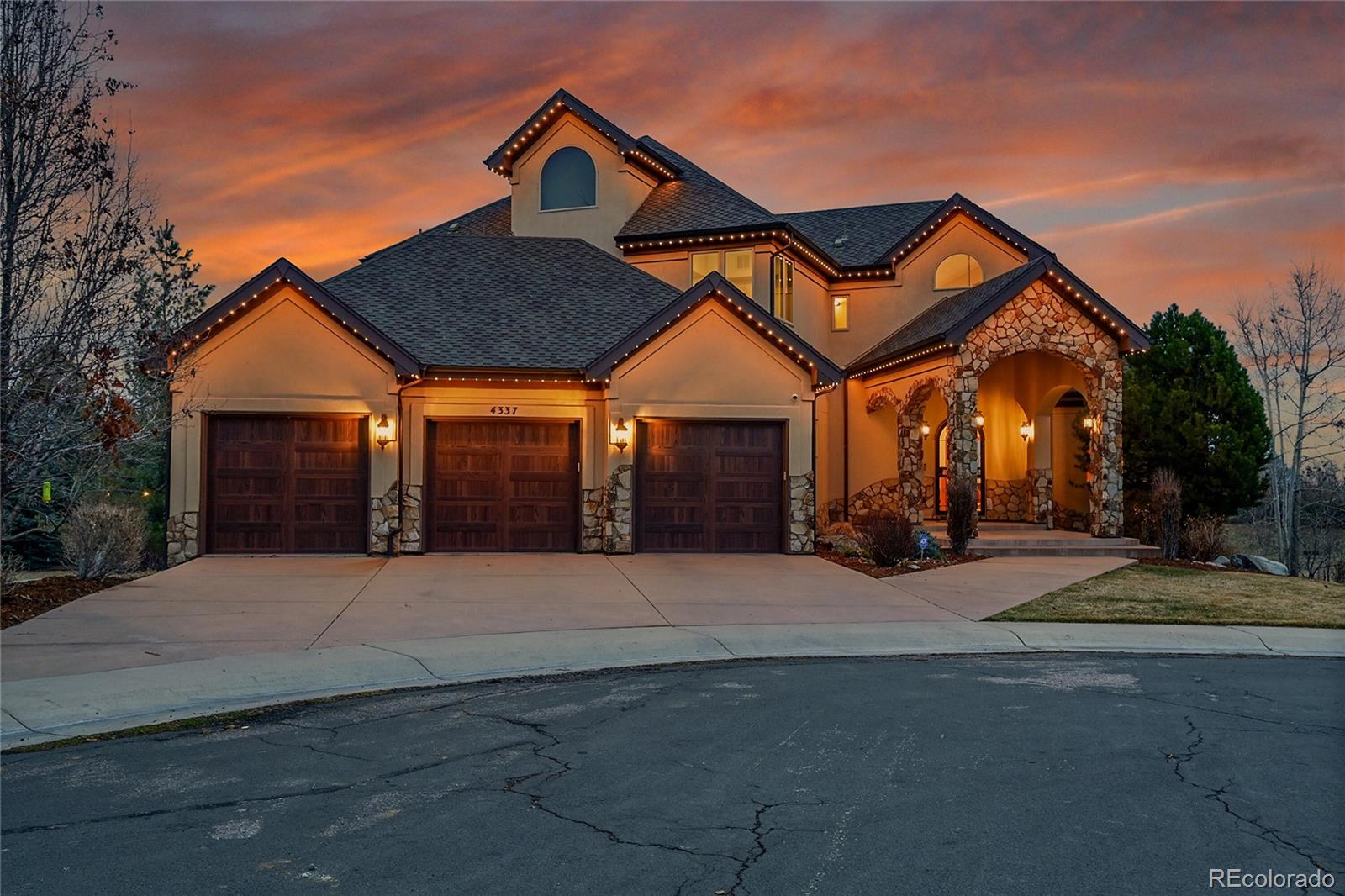 4337 W Hinsdale Ave, Littleton, CO 80128