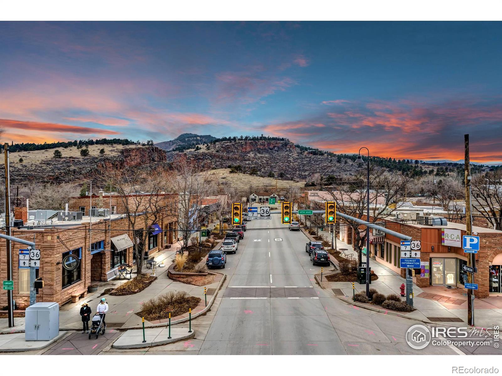 102 Longs Peak Dr, Lyons, CO 80540