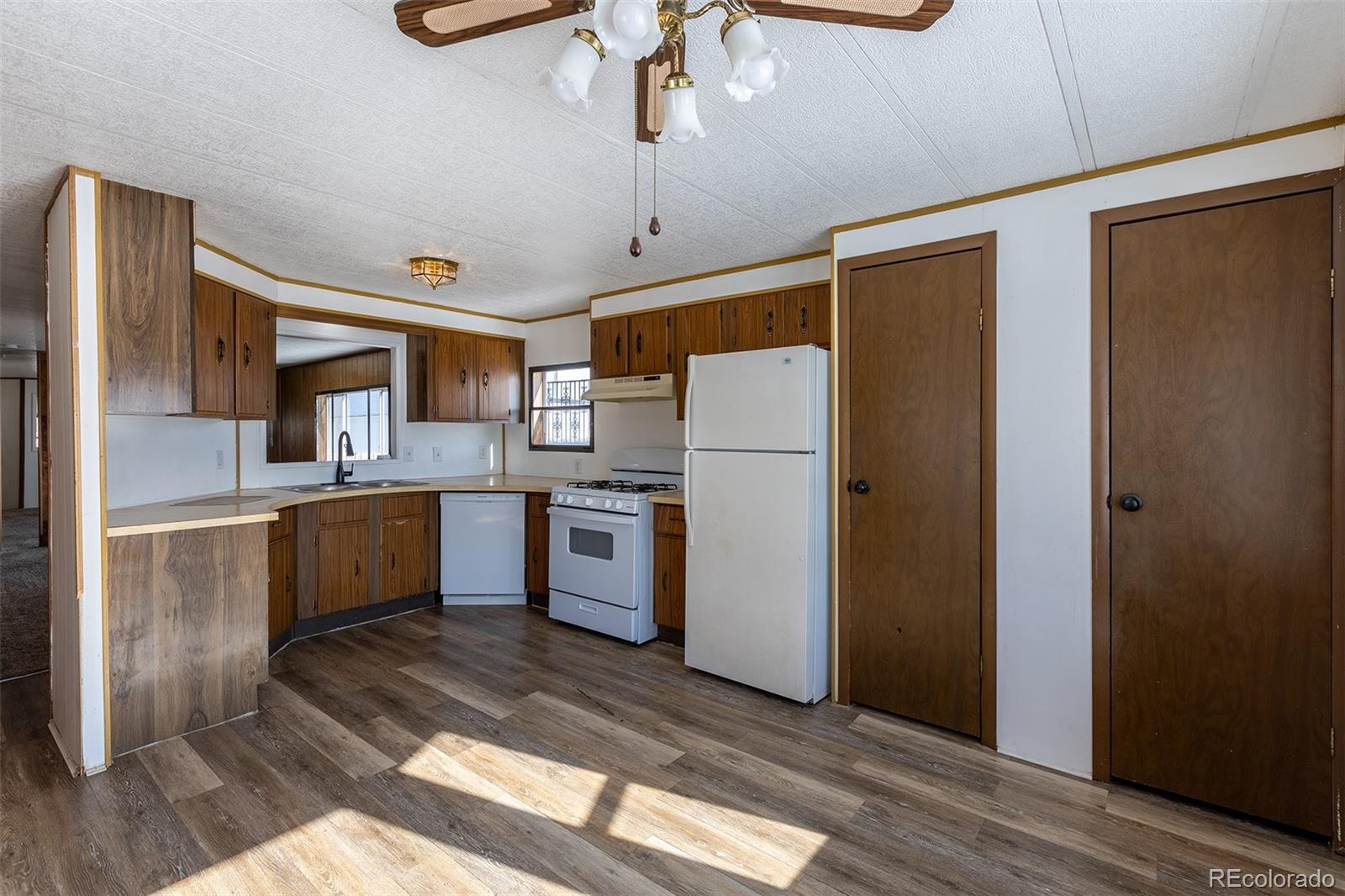 2115 W 90th Ave, Federal Heights, CO 80260