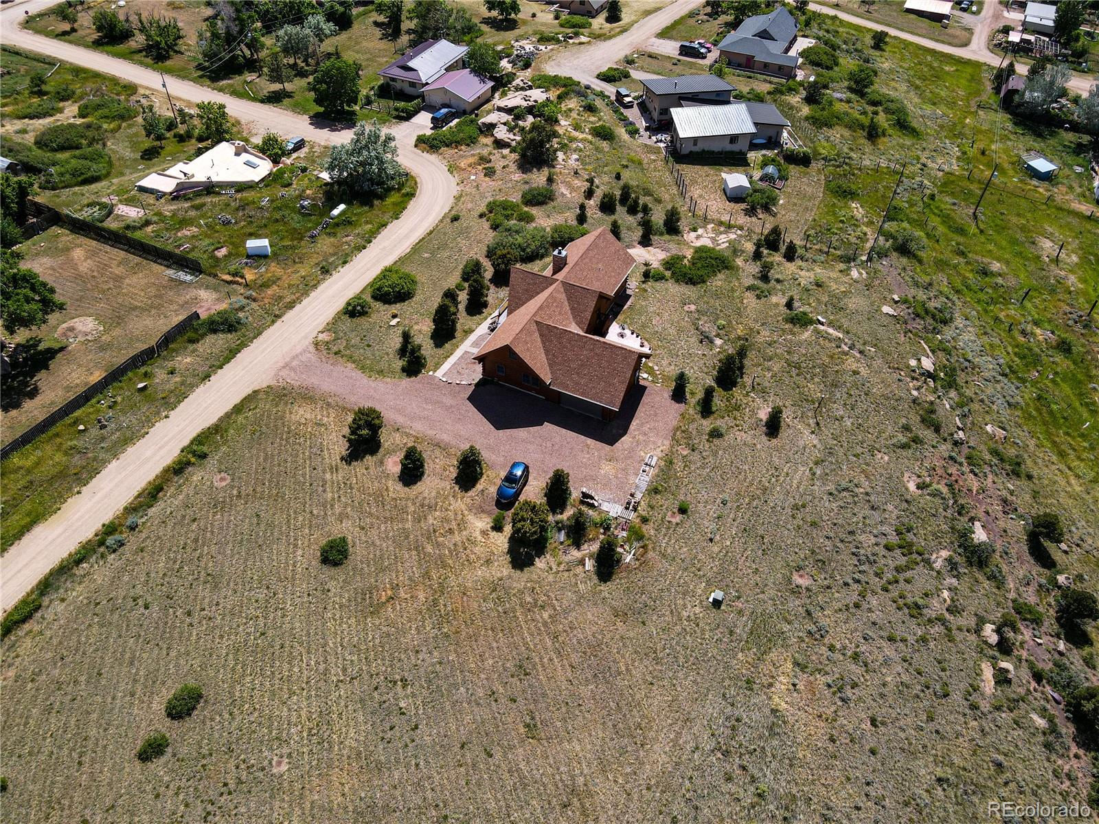 605 E Field St, La Veta, CO 81055