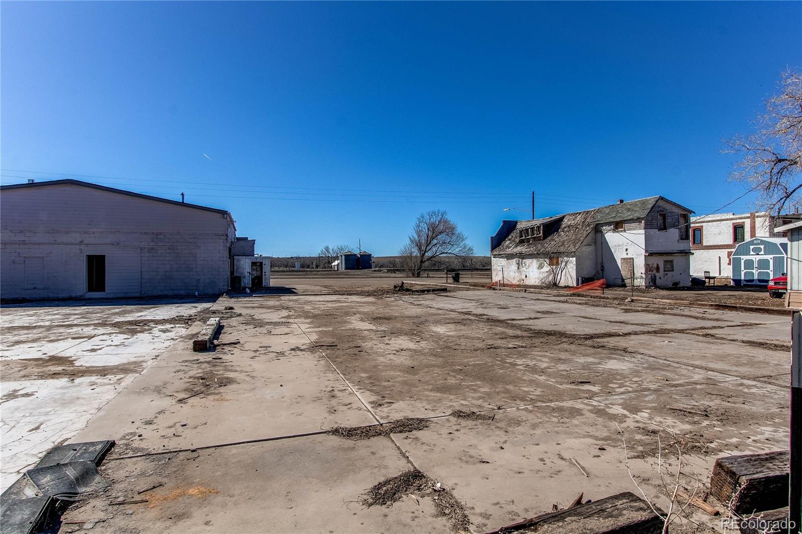618 1st Ave, Deer Trail, CO 80105