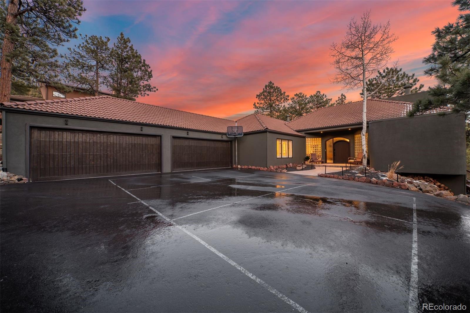 24798 Foothills Dr N, Golden, CO 80401