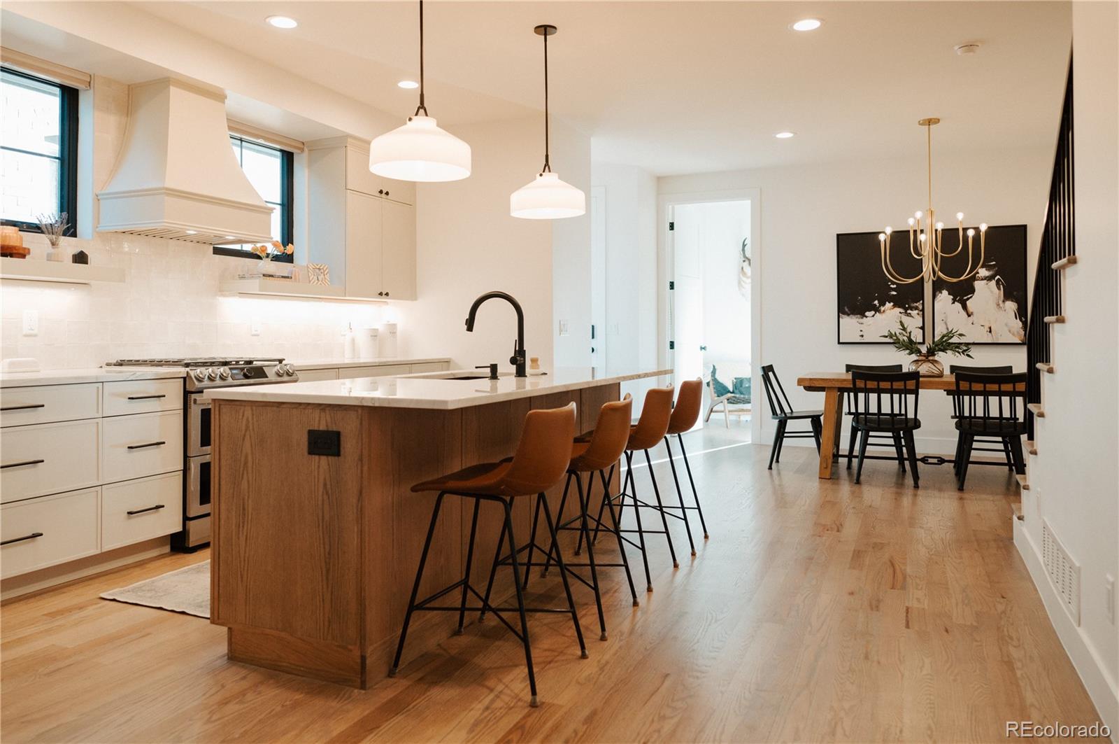 527 Fox St, Denver, CO 80204