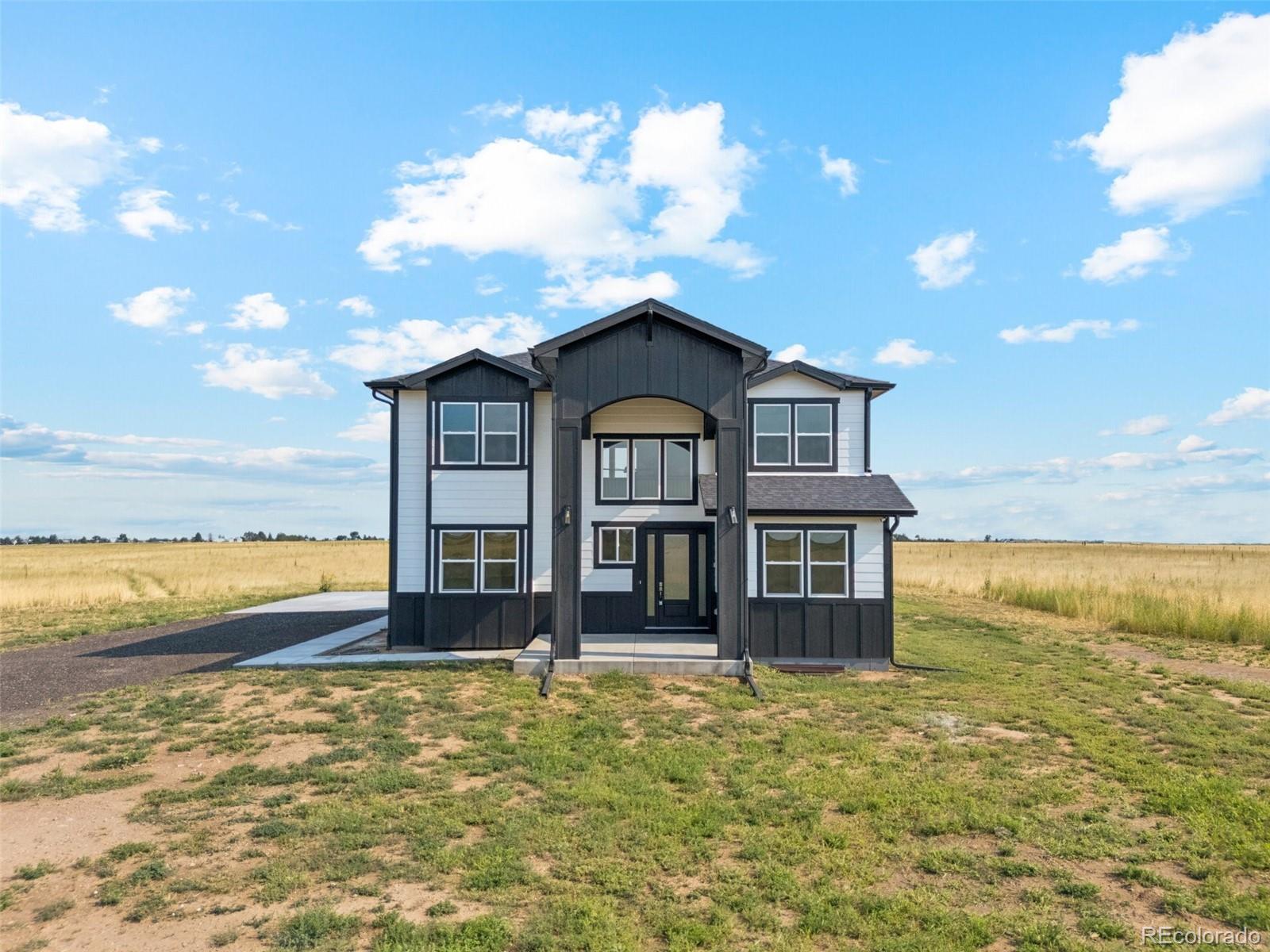 49601 E 56th Ave, Bennett, CO 80102